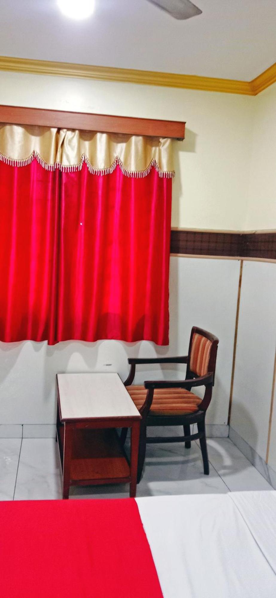 Sri Sai Comforts Near Majestic Railway Station 2* Bangalore