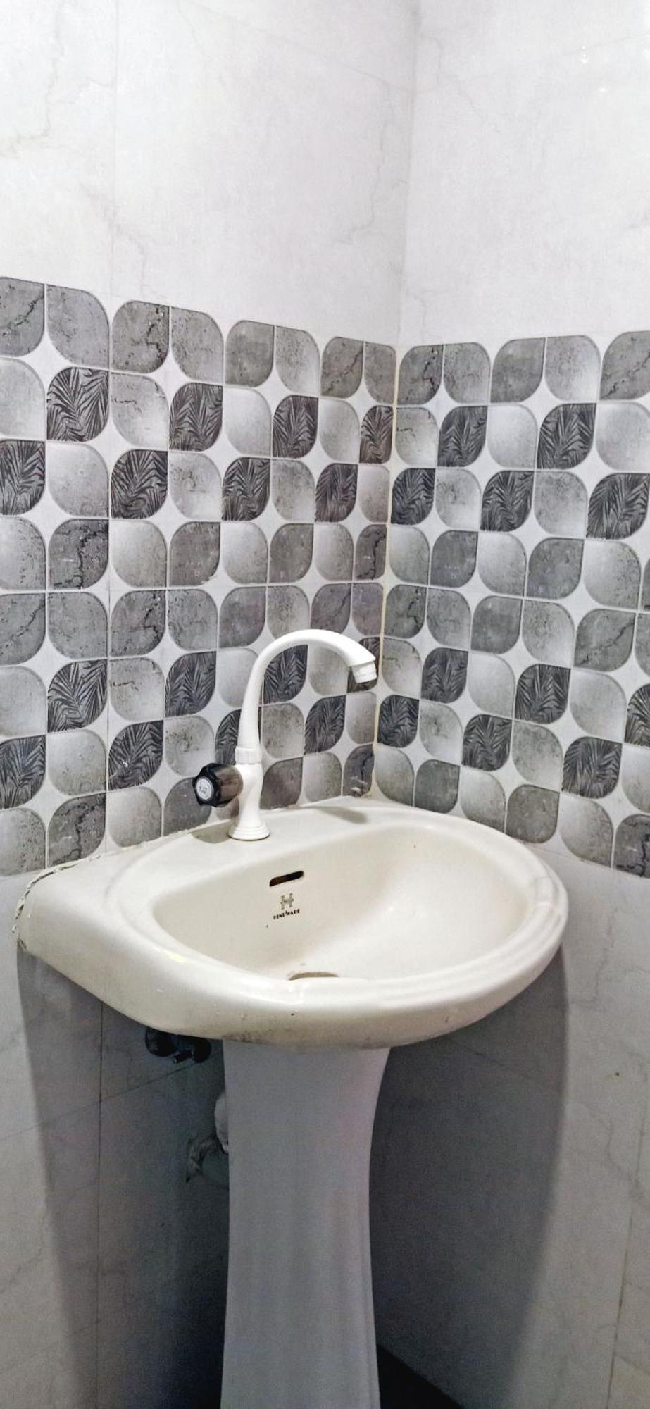 Hotel Sri Sai Comforts Near Majestic Railway Station Bangalore