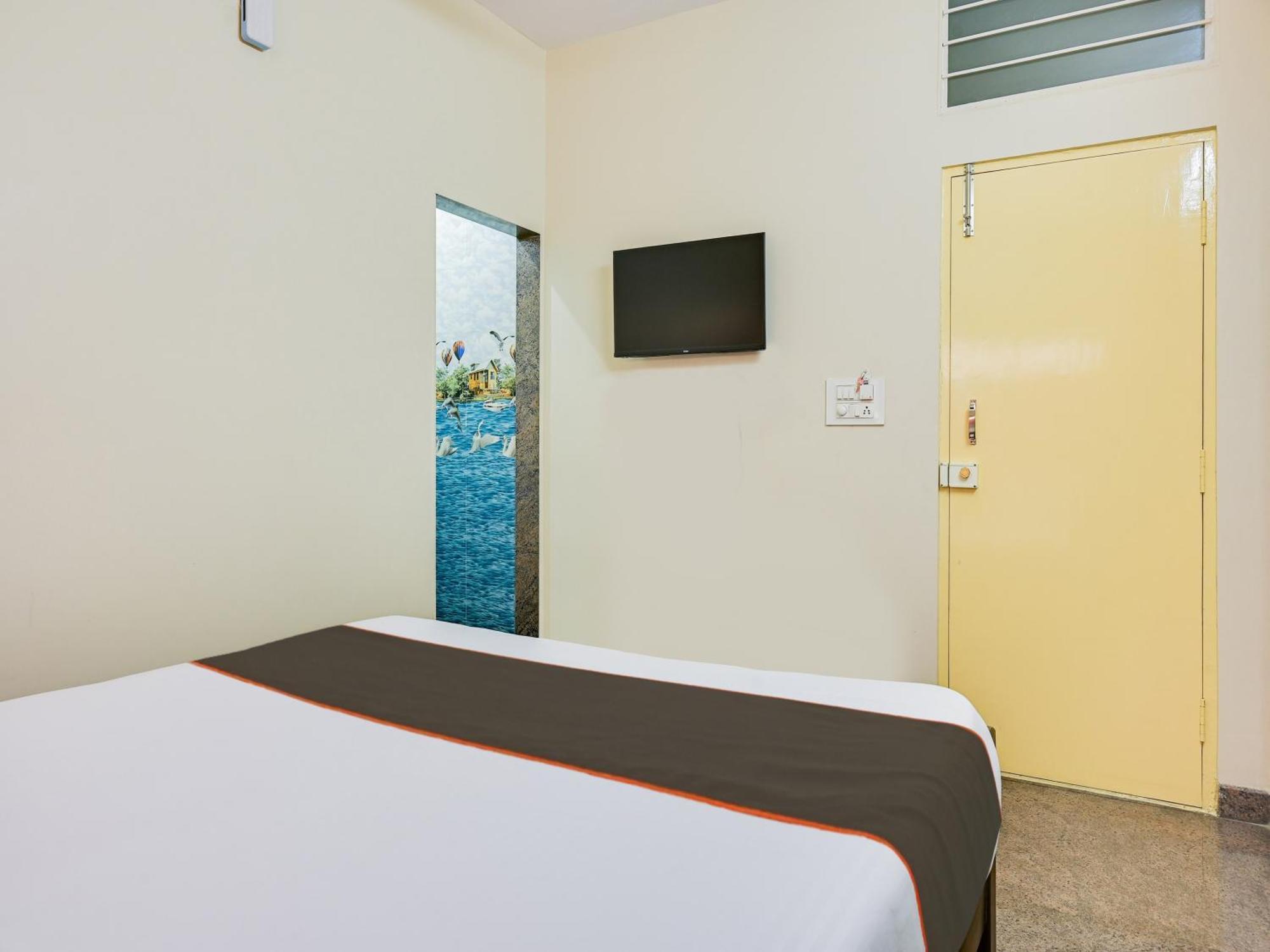 Hotel Spot On Rr Complex Bangalore