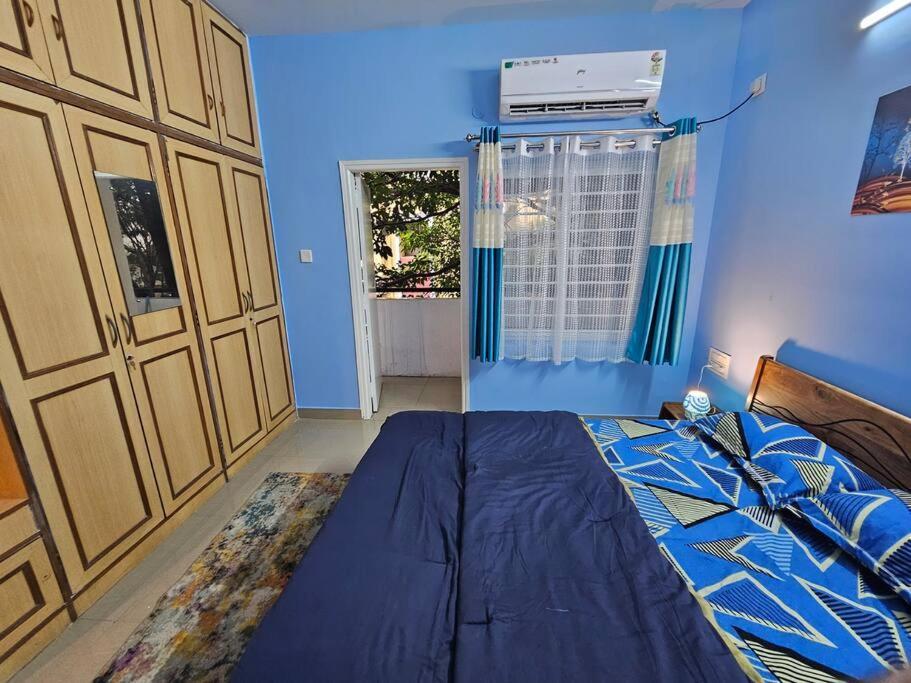 Apartment 2 Bhk In Rustambagh - Indranagar *