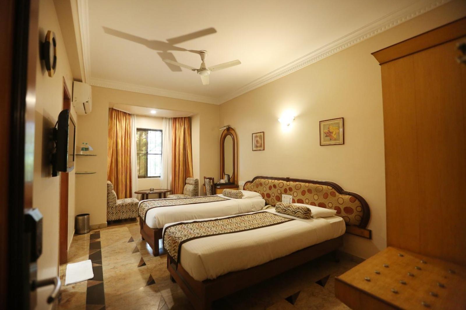 Pai Viceroy Hotel Bangalore