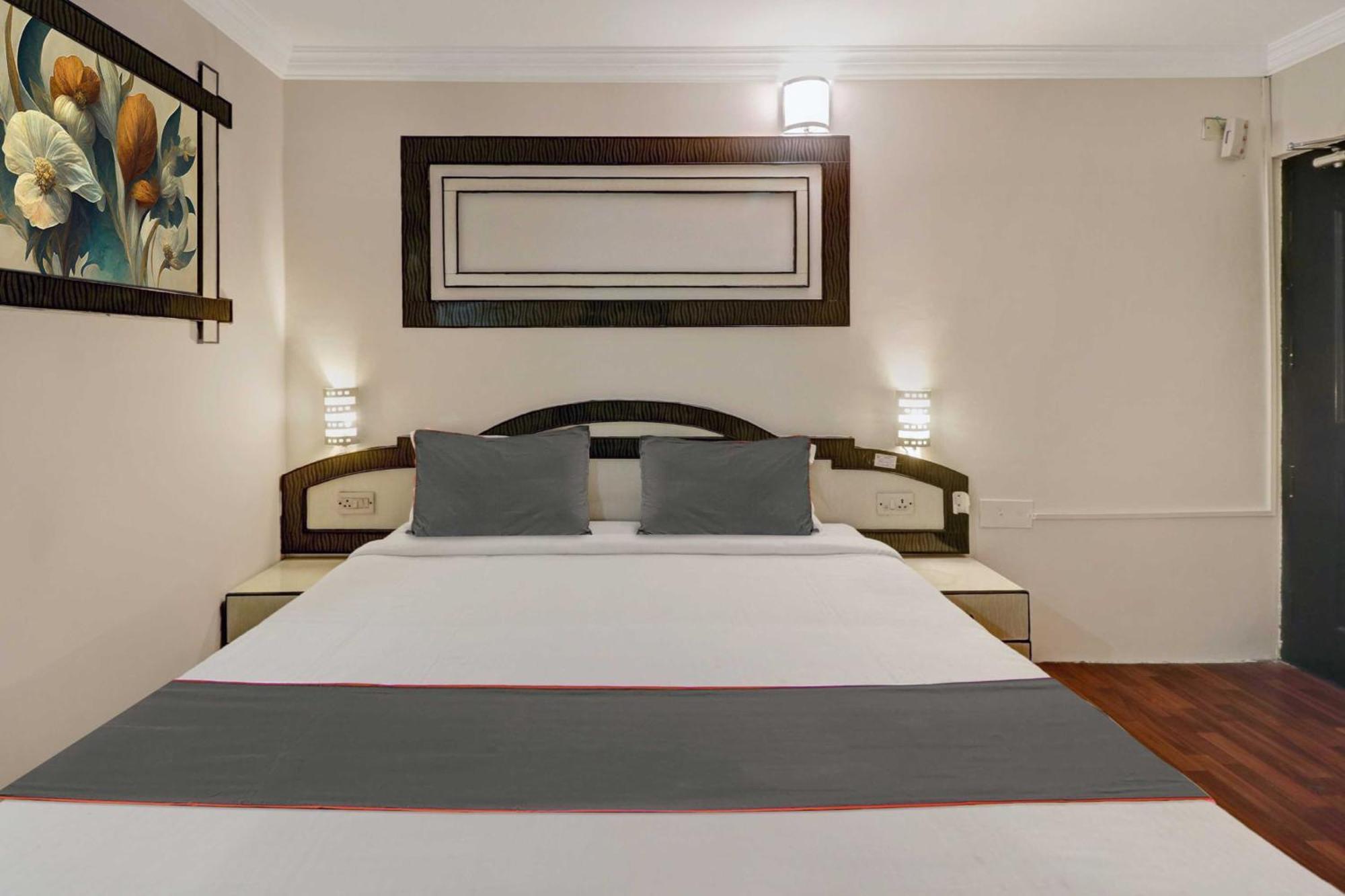 Hotel Collection O Sabharwal Residency Near Lalbagh Botanical Garden Bangalore