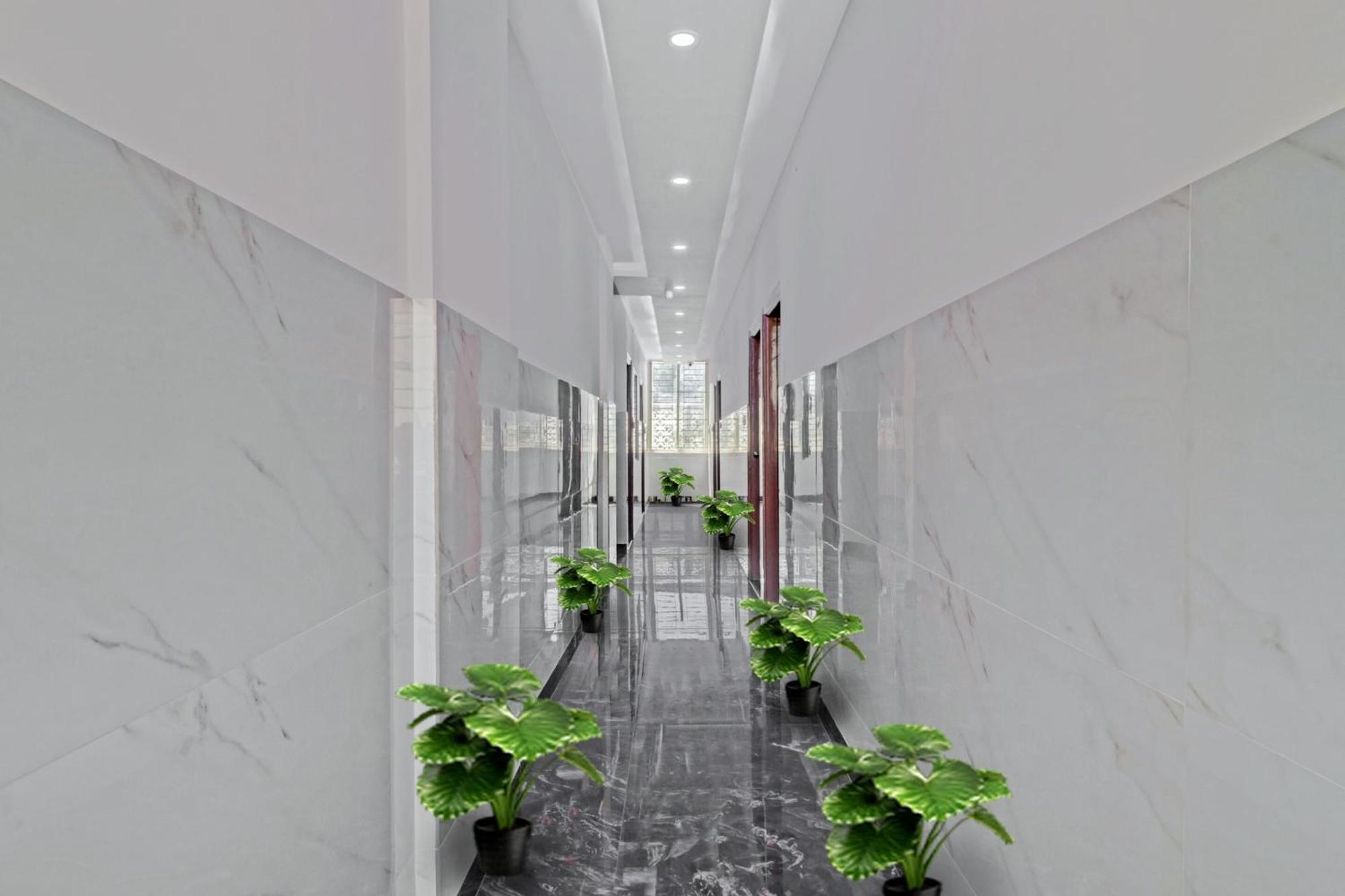O Nra Residency Hotel