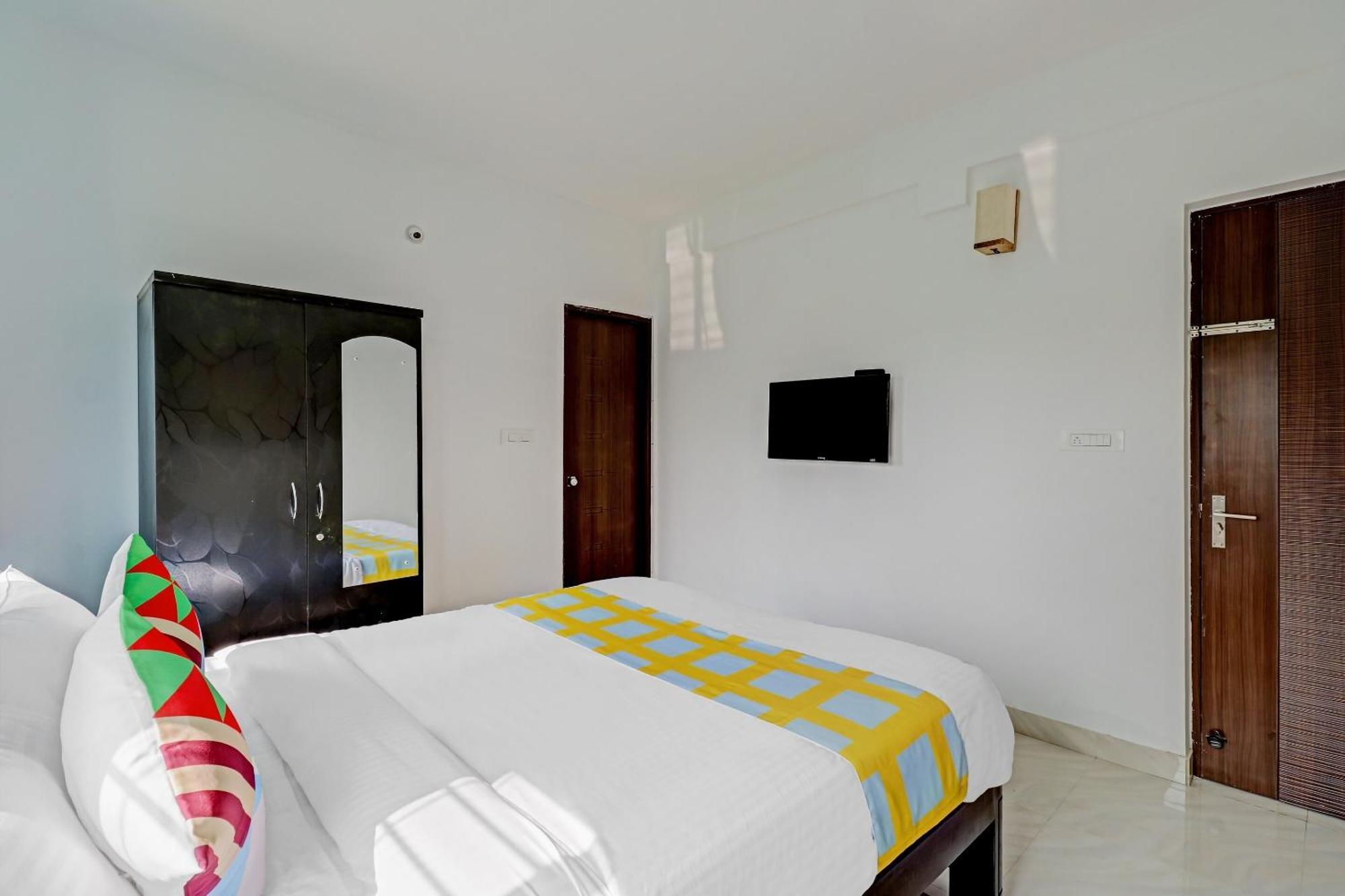 Hotel O Nr Royal 3*