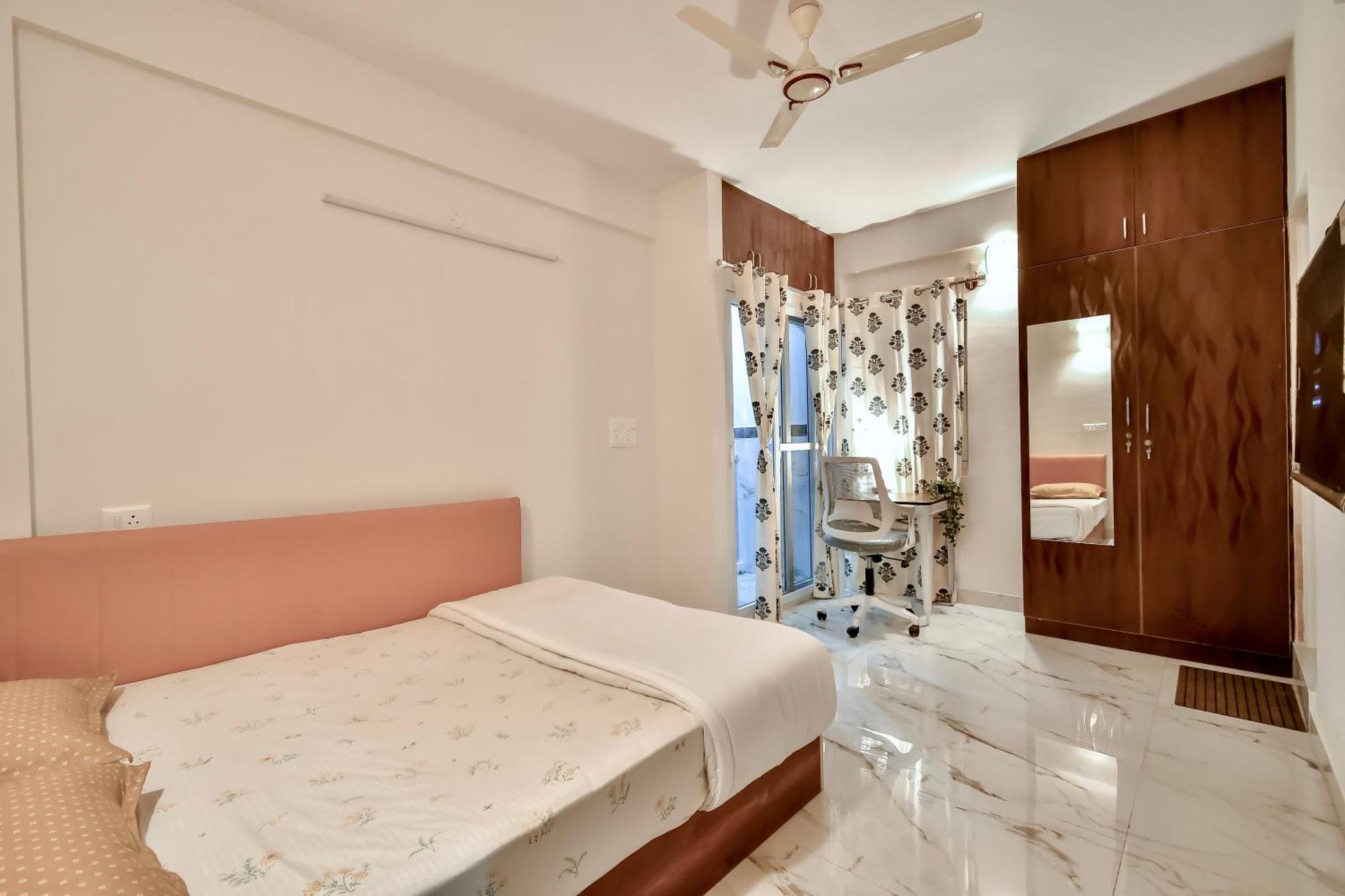 Namma Homeslice, Balcony In Brookefield 3* Bangalore