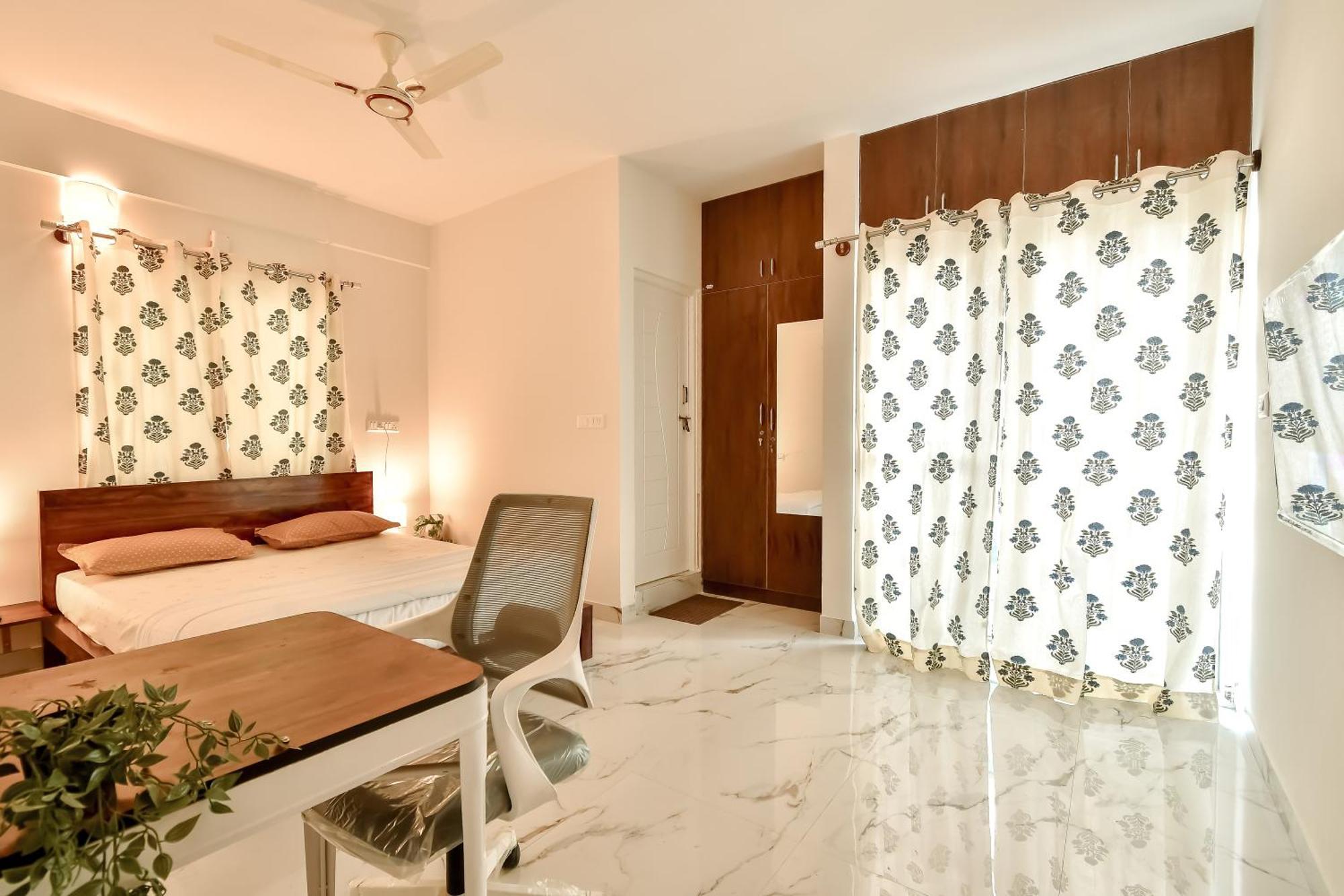 Namma Homeslice, Balcony In Brookefield Hotel Bangalore