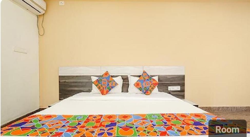 Hotel Lavish Residency Near To Rammurthynagar Main Road 5*