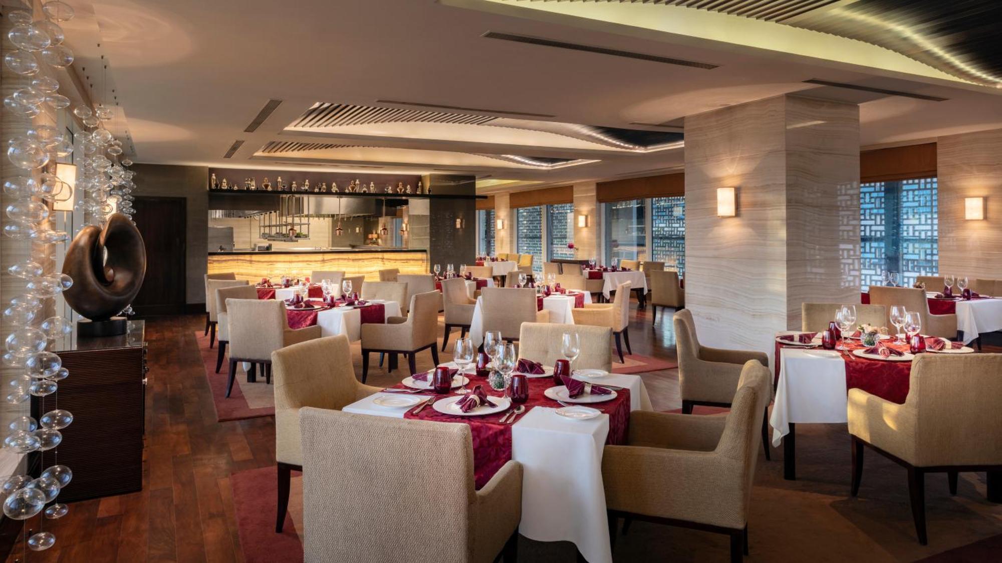 The Ritz - Carlton, Hotel