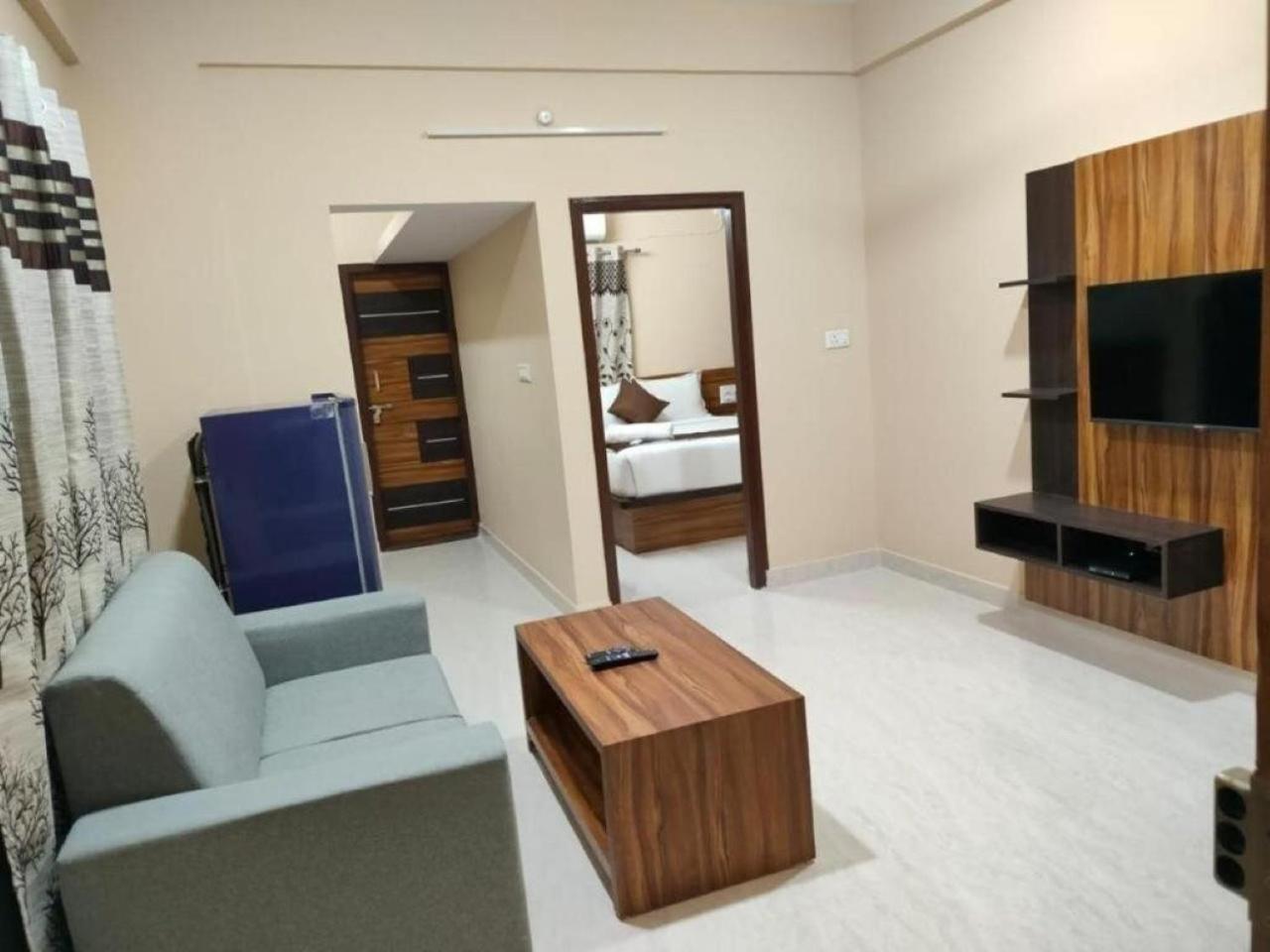 Hotel Golden Chariot 1bhk Flat Manyata Tech Park Bangalore