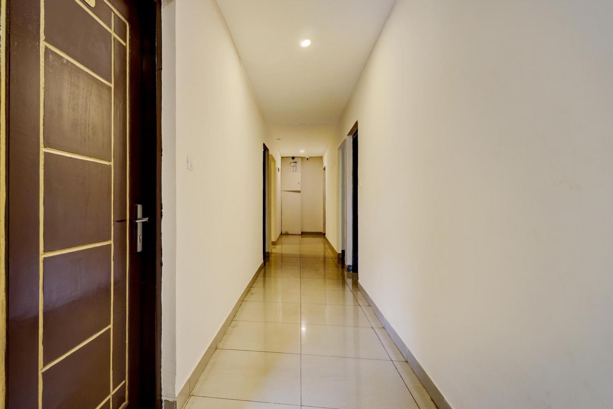 O Crescent Shine Hotel Bangalore