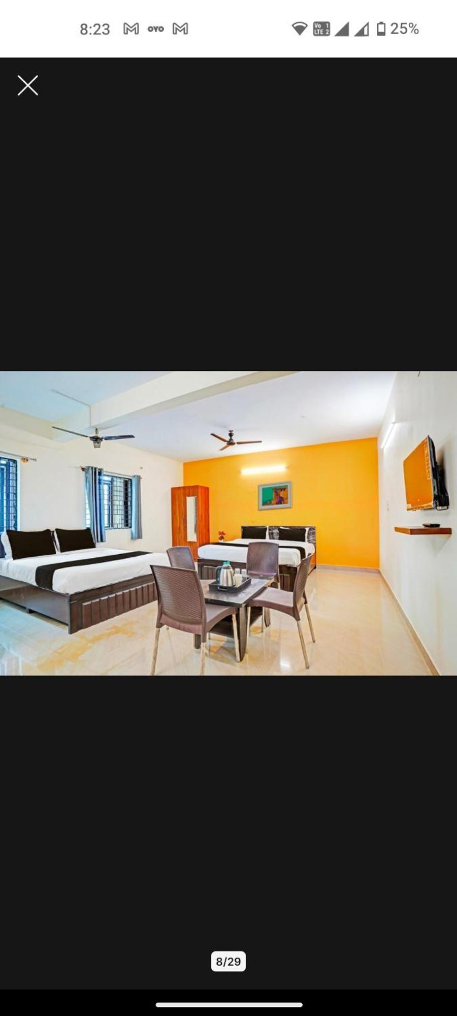 Srinath Hotel *