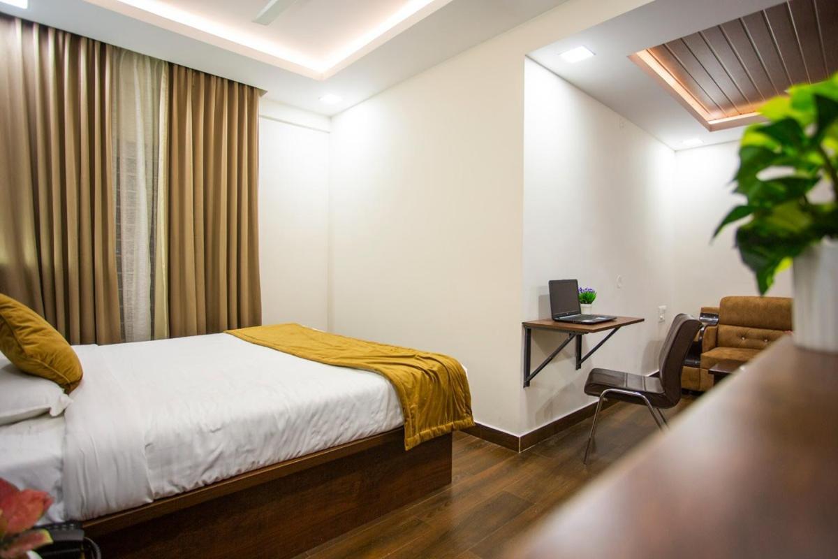 Hotel Ellegant 2*