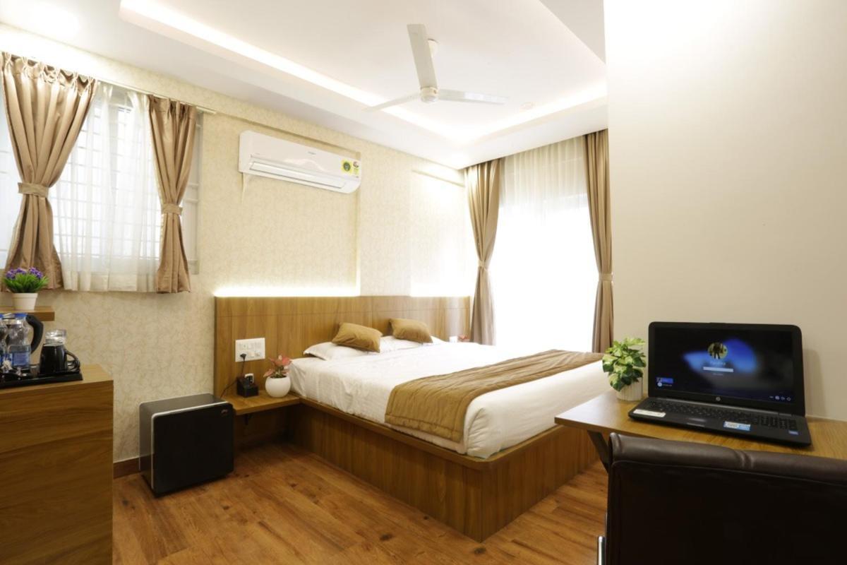 Hotel Ellegant