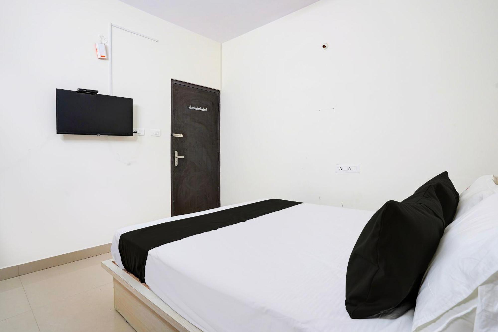 Hotel O 82950 Om Sai Residency
