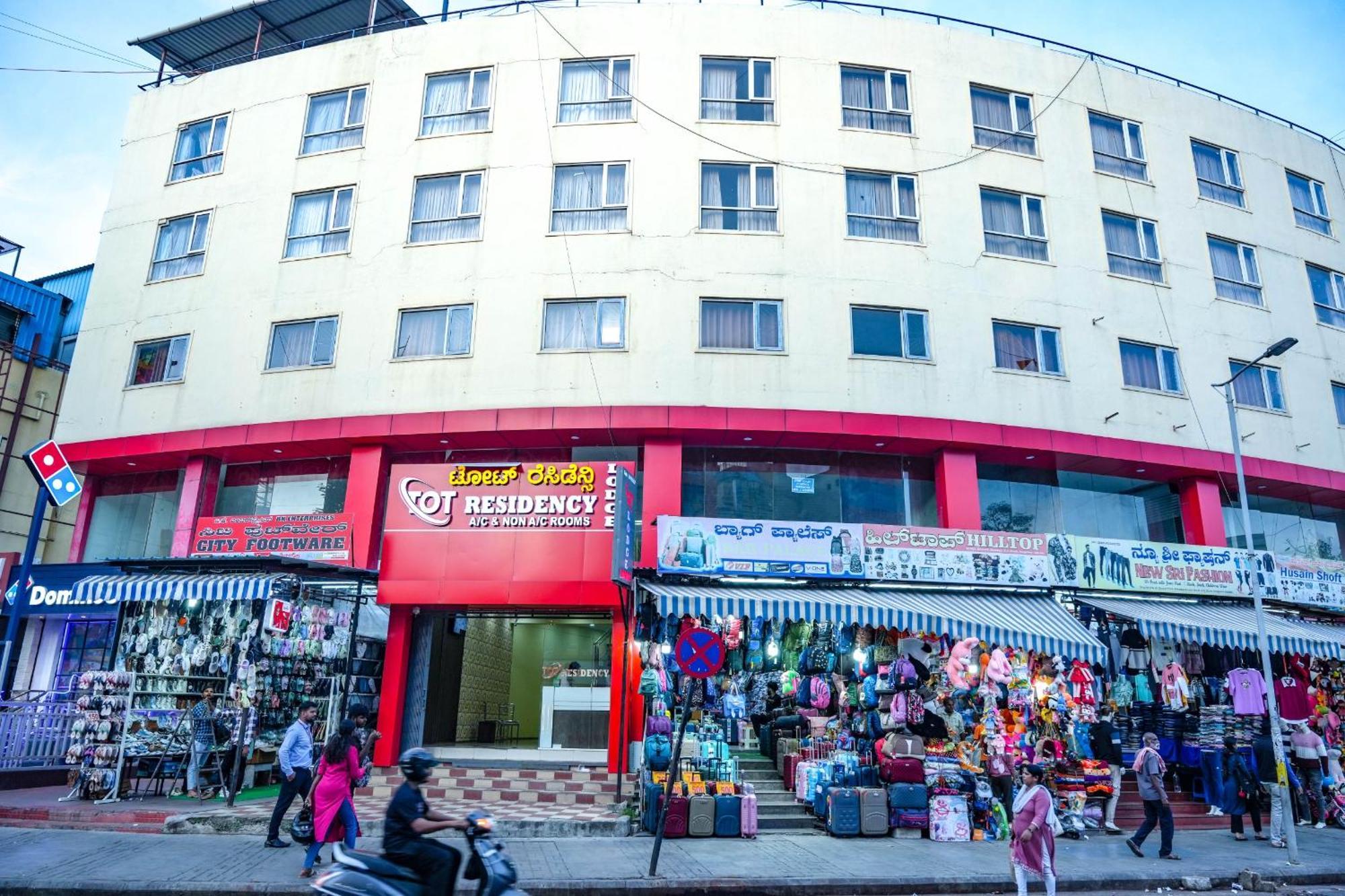 Tot Residency Hotel 3*