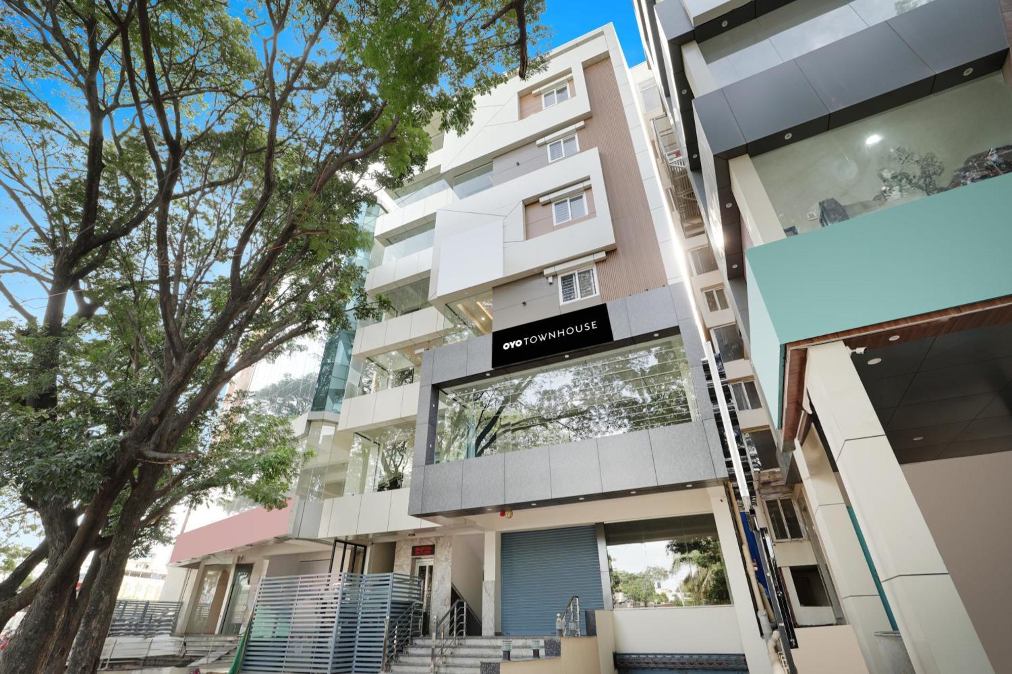 Townhouse Redmoon 3*