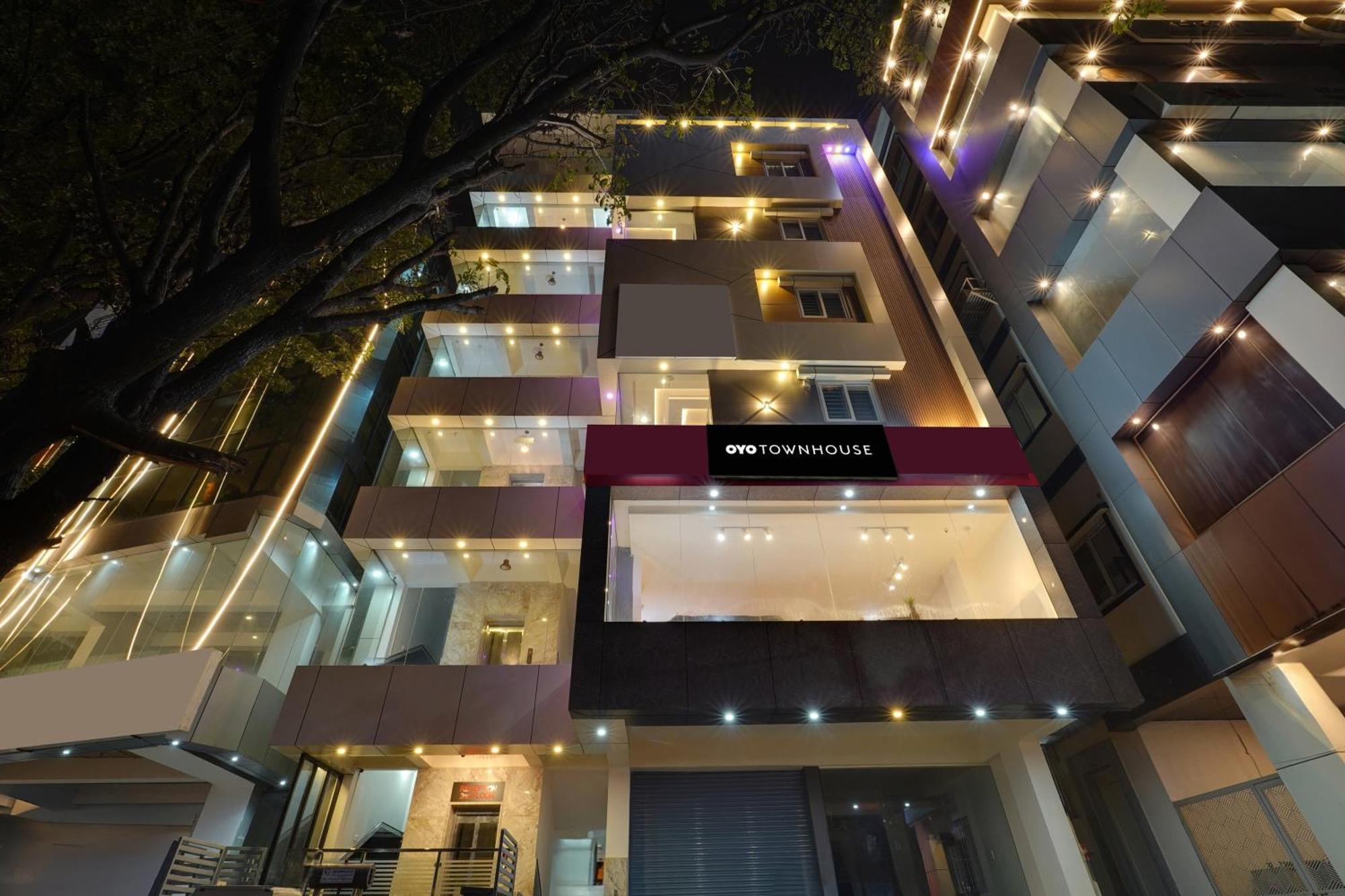 Hotel Townhouse Redmoon