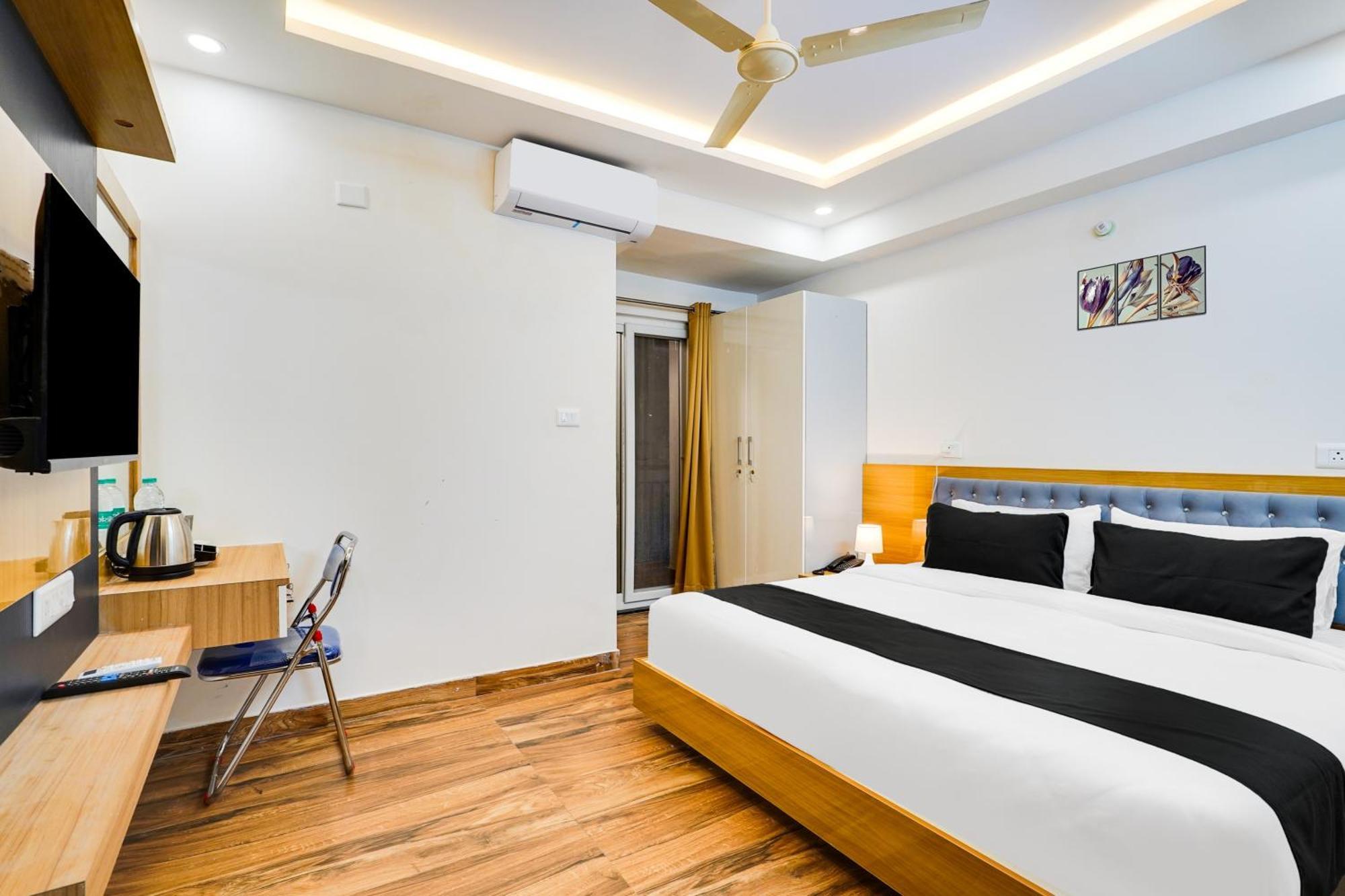Townhouse Redmoon 3*