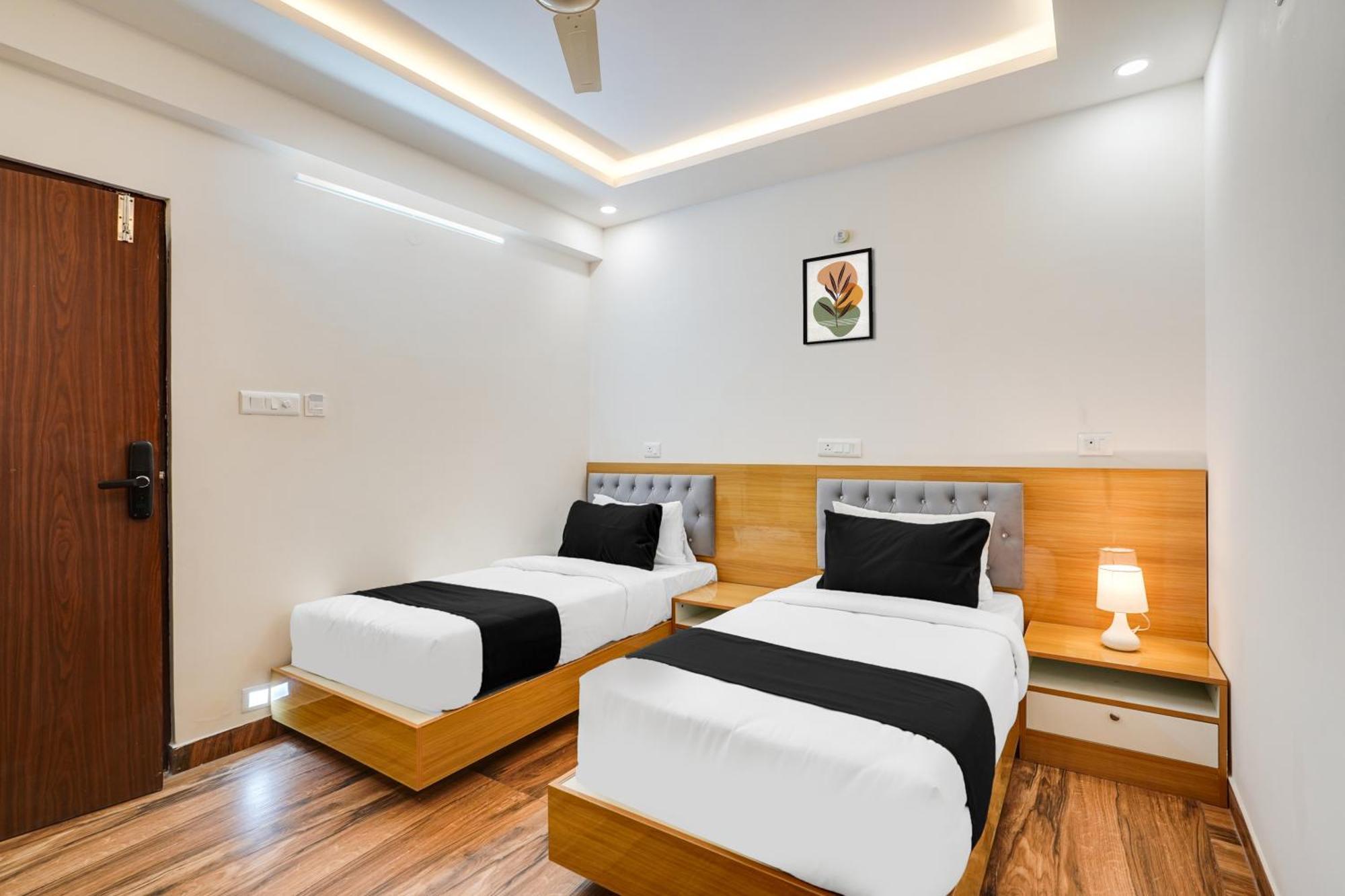 Townhouse Redmoon 3*