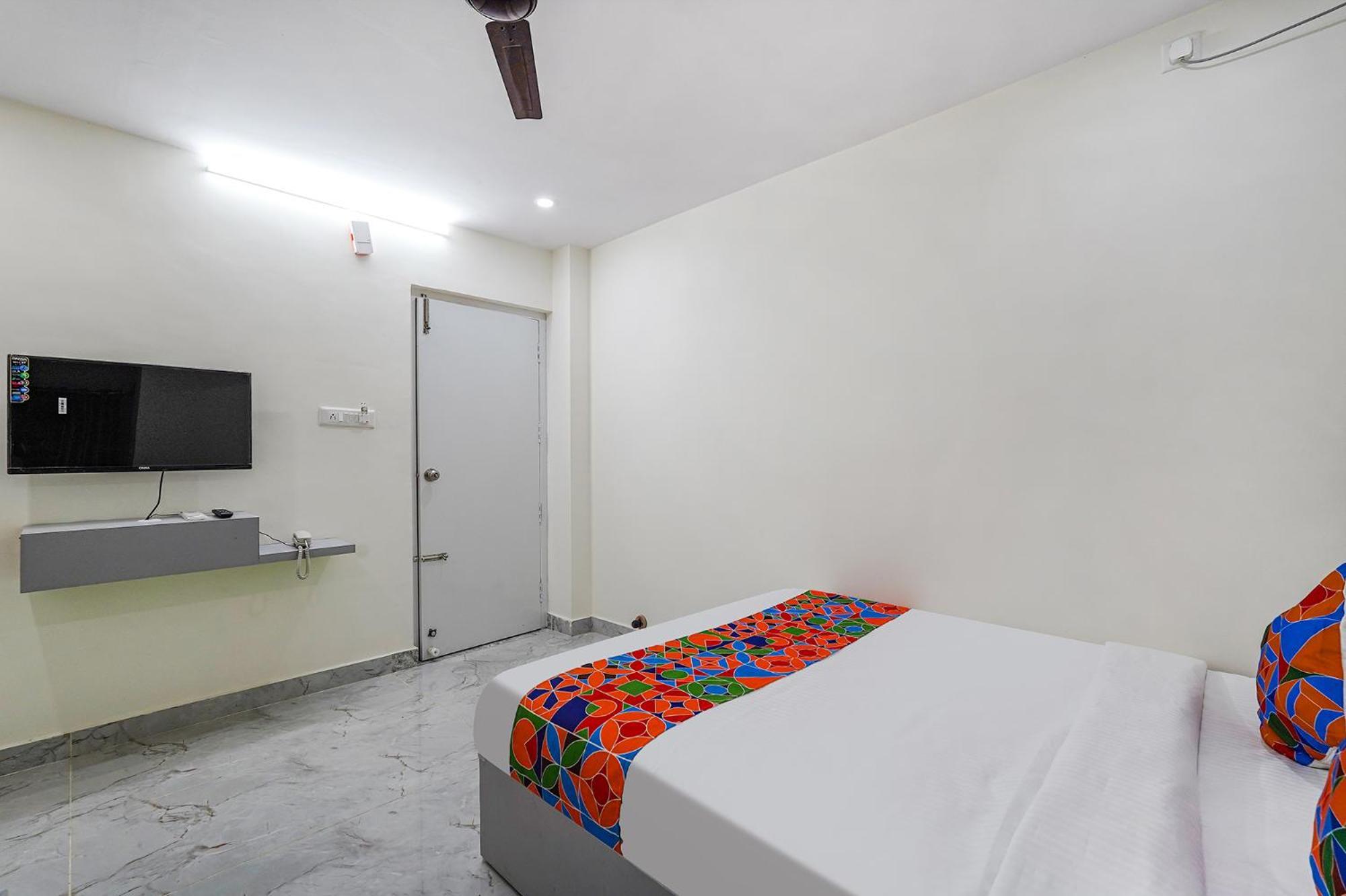 Hotel Ivory Pearl 2*