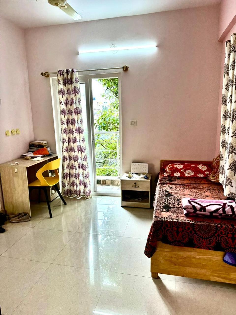 Satyas Ladies Luxury Hostel *