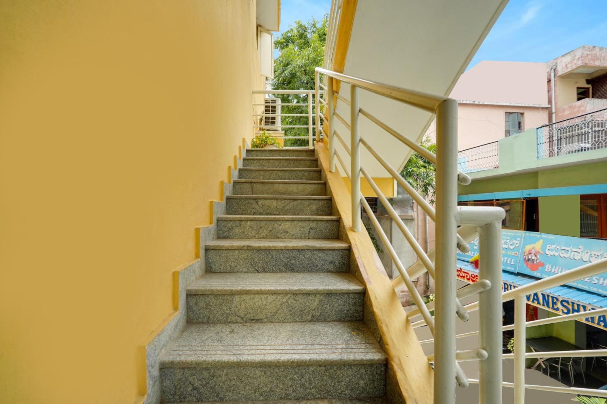 Hotel O Banashankari Comforts 3*