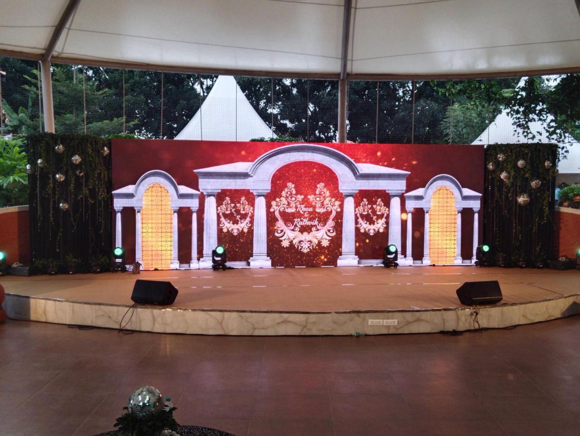 Resort Nirantara & 4*