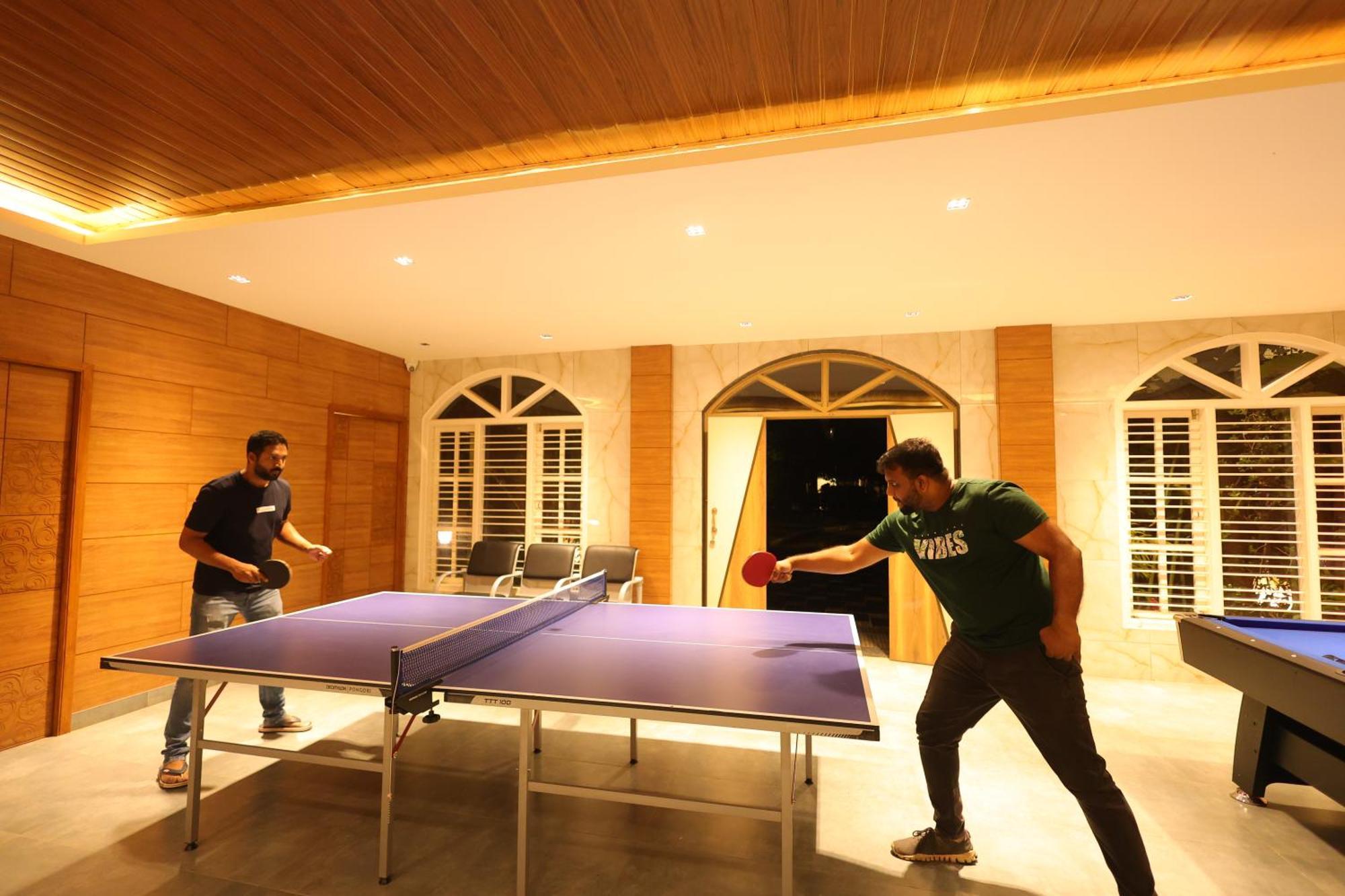 Resort Nirantara &