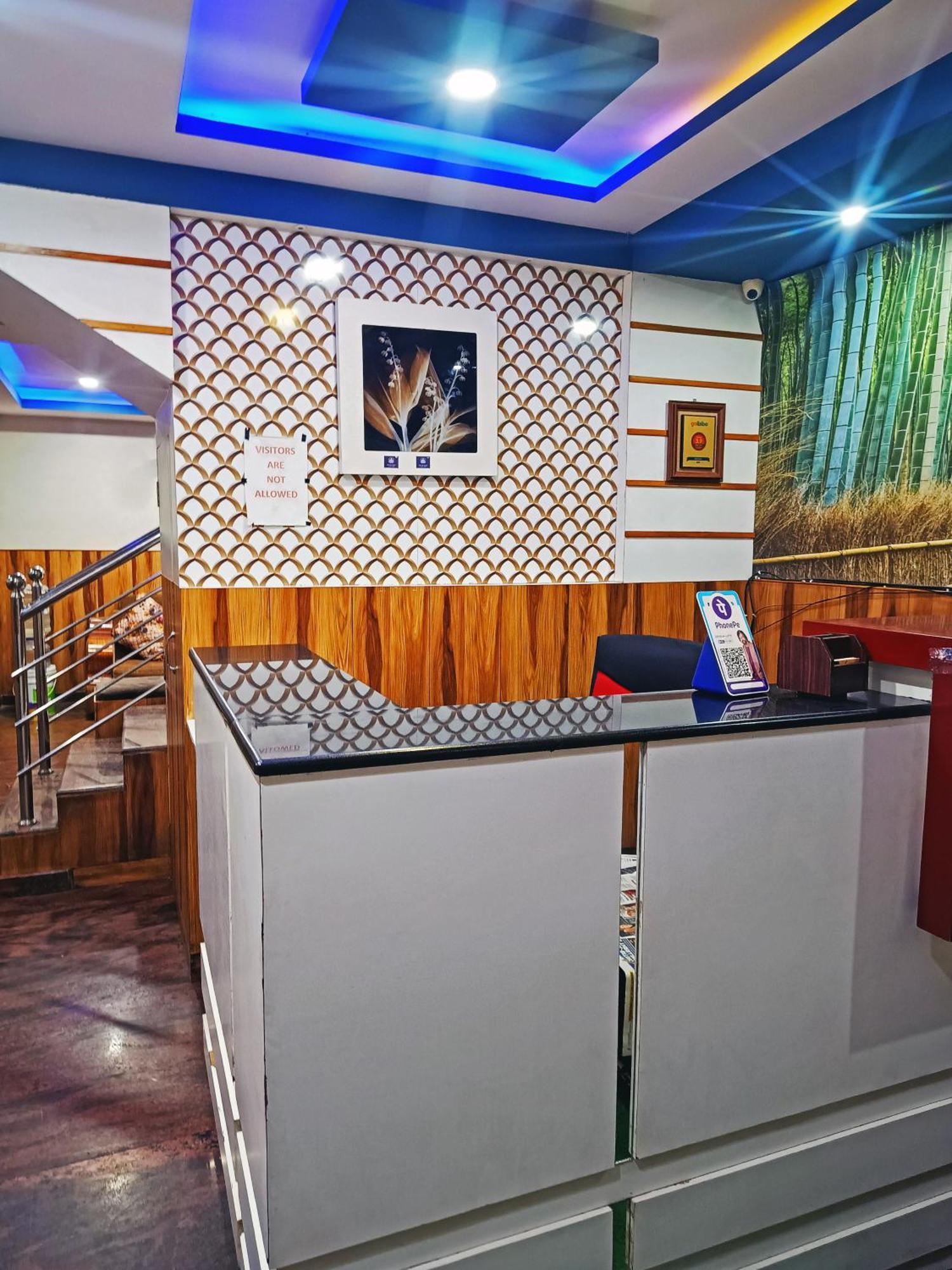 Hotel Delta Madiwala 3*