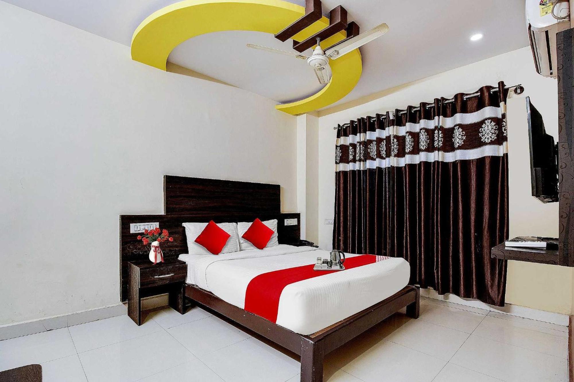 Hotel O Hmr Near Iskcon Temple Bangalore