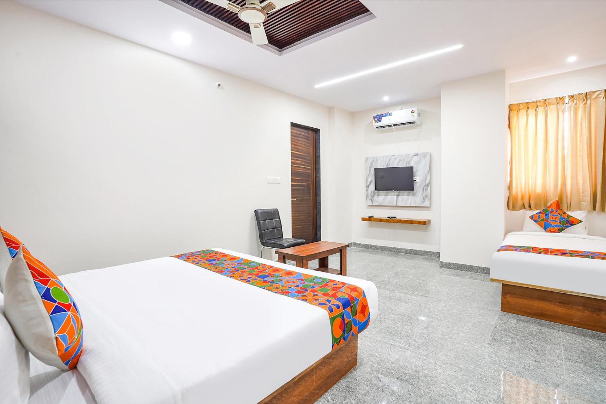 Hotel Fabhotel Platinum Palace - Nr Magadi Main Road