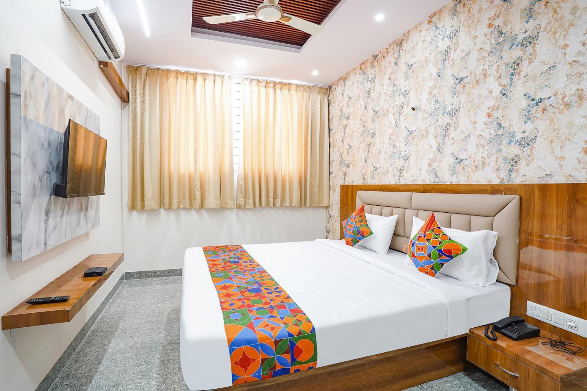 Fabhotel Platinum Palace - Nr Magadi Main Road Bangalore