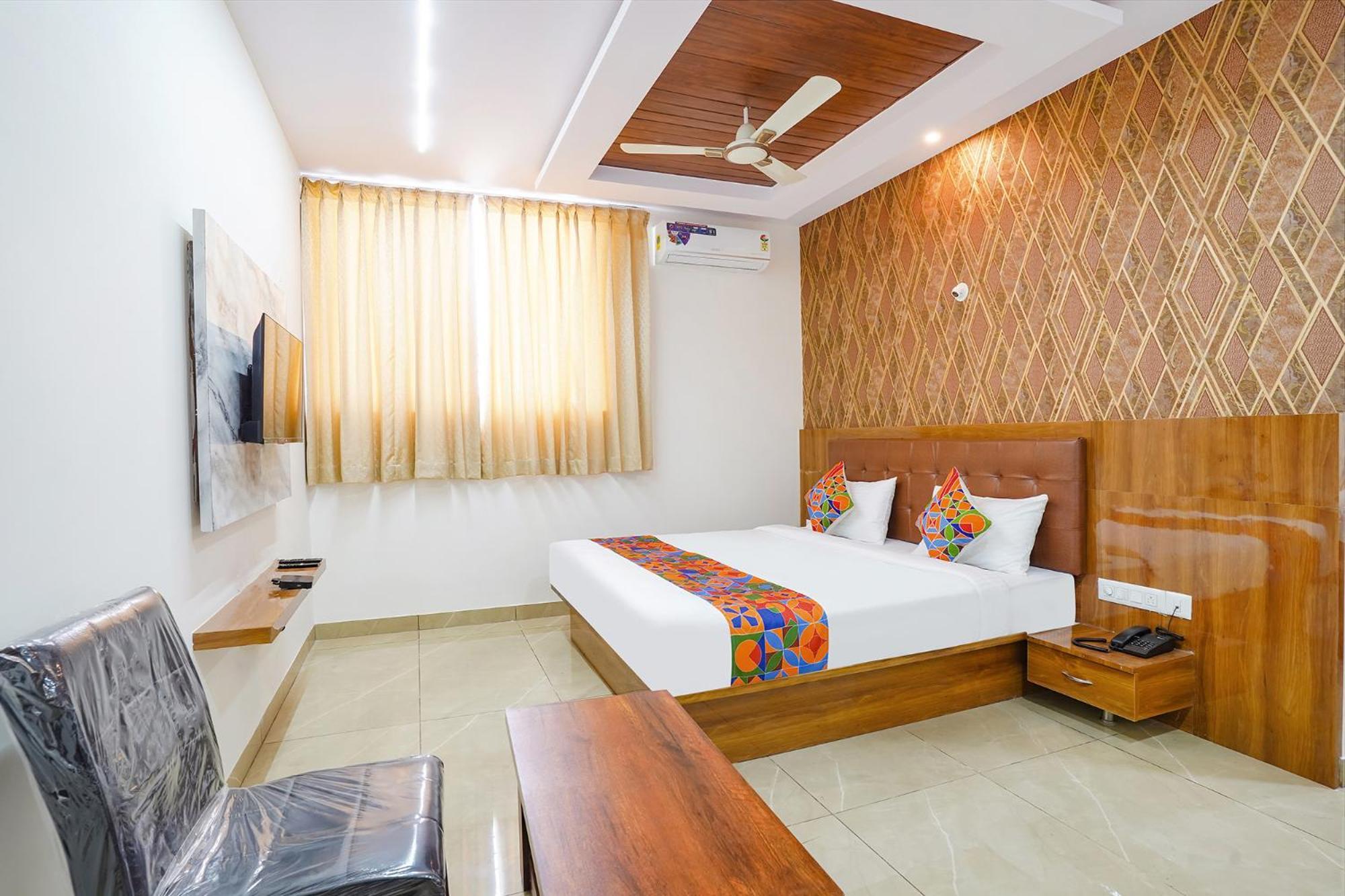 Fabhotel Platinum Palace - Nr Magadi Main Road Hotel