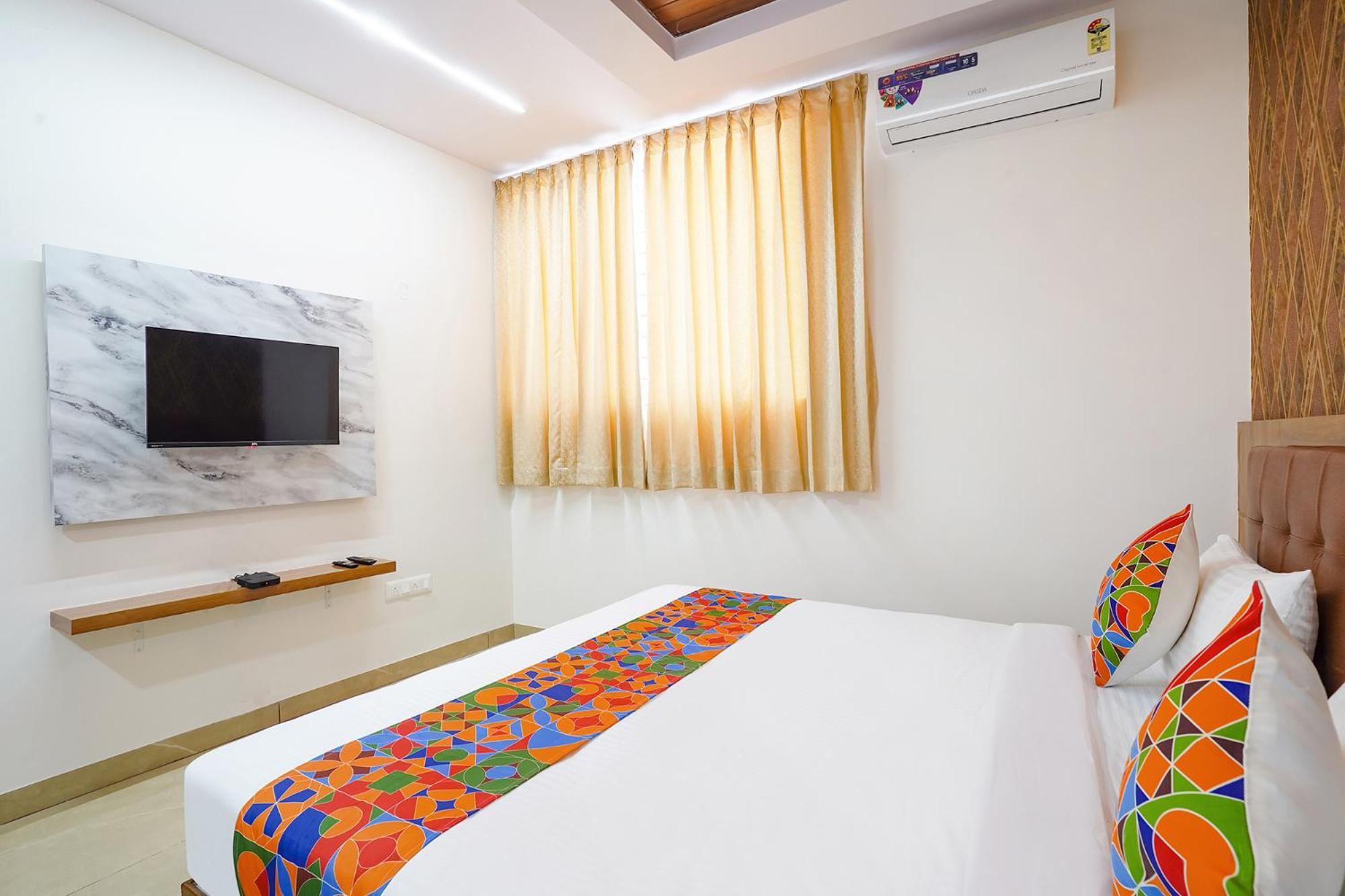 Fabhotel Platinum Palace - Nr Magadi Main Road 3* Bangalore