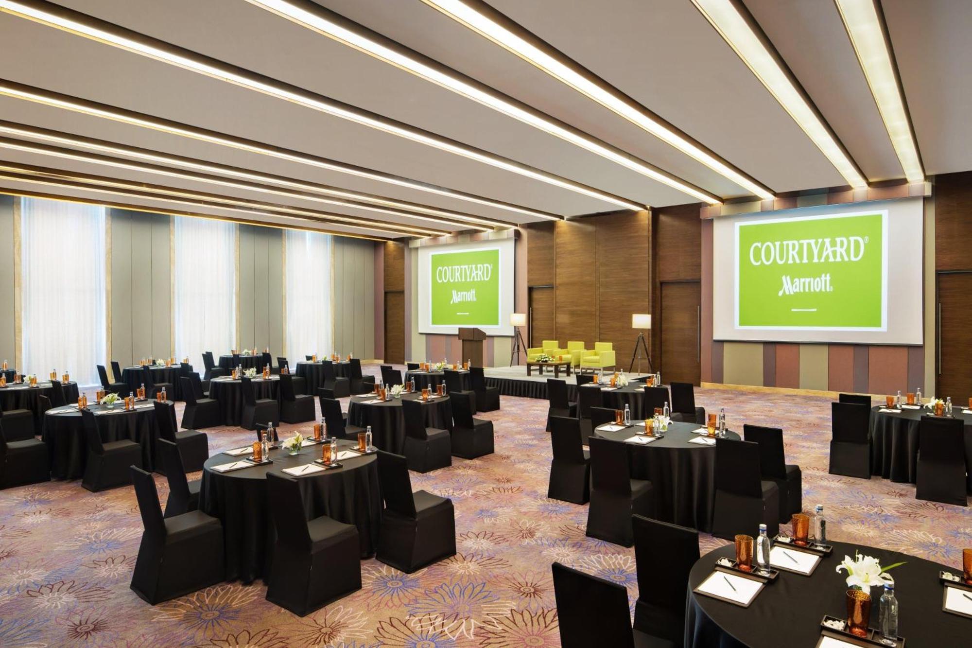 Courtyard By Marriott Outer Ring Road 5* Bangalore
