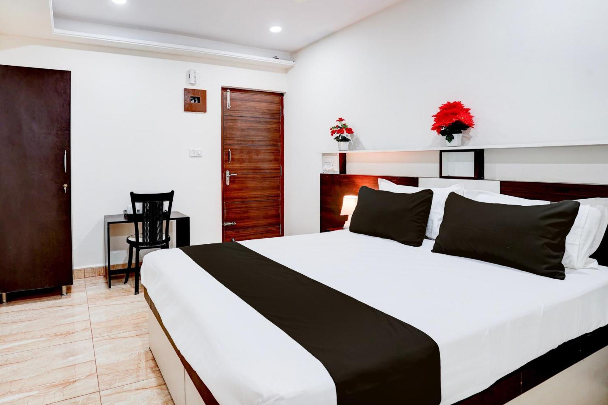 O Sgr Palace Hotel Bangalore