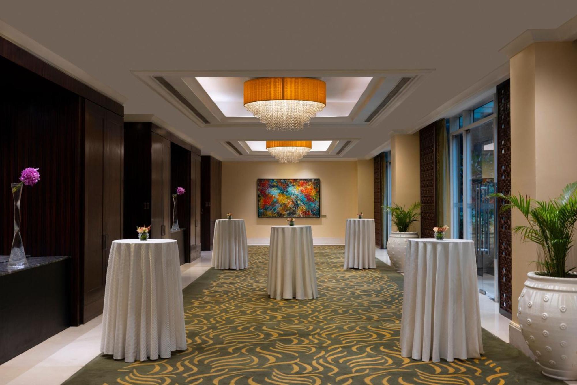 The Ritz - Carlton, Hotel