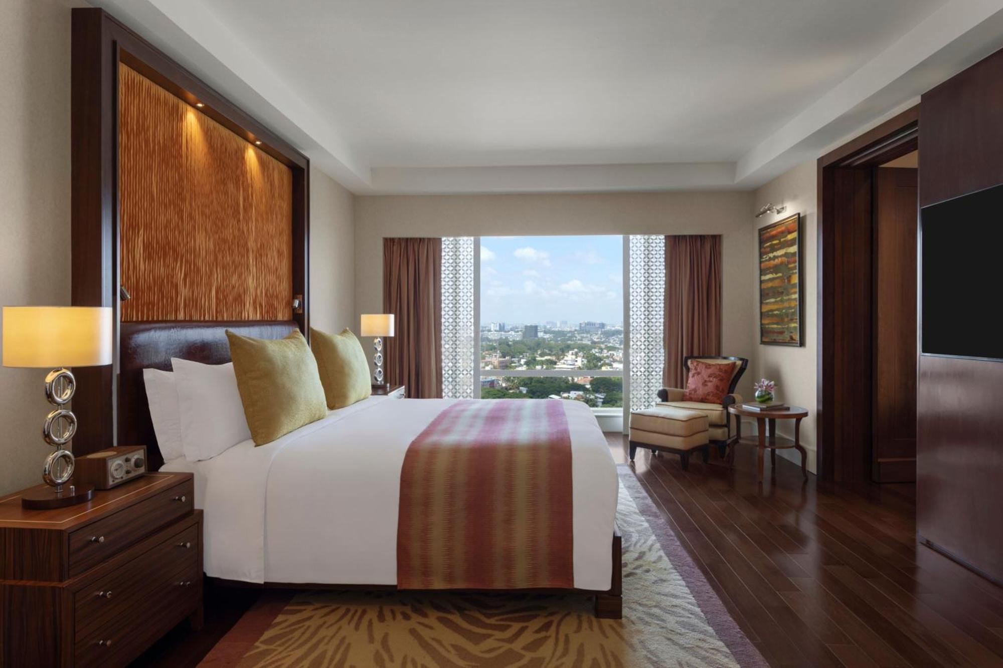 Hotel The Ritz - Carlton, 5*
