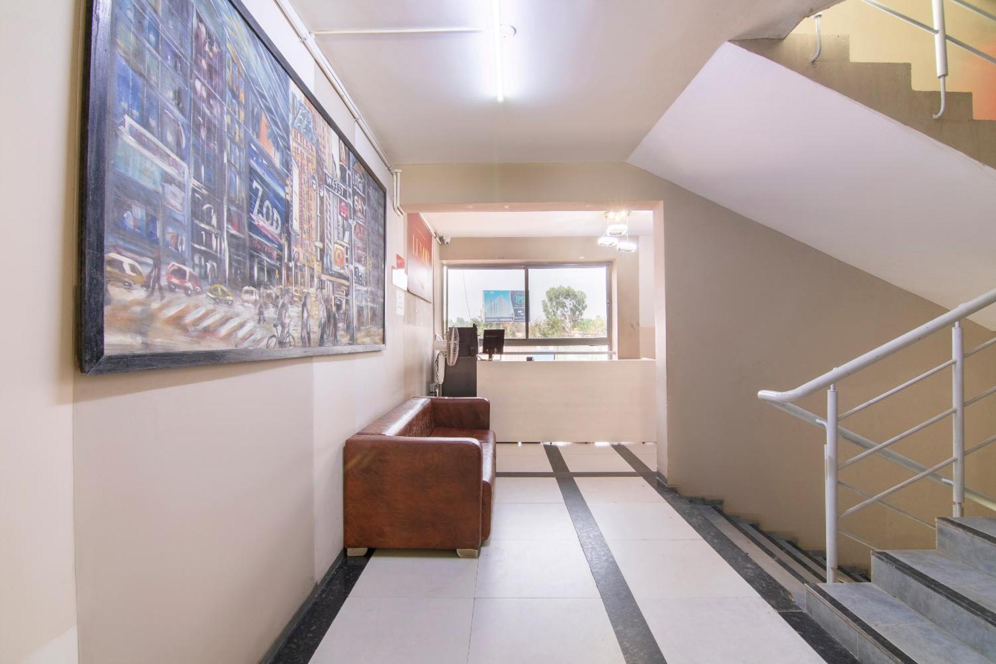 Hotel Super O Bubble Luxury Budget 3*