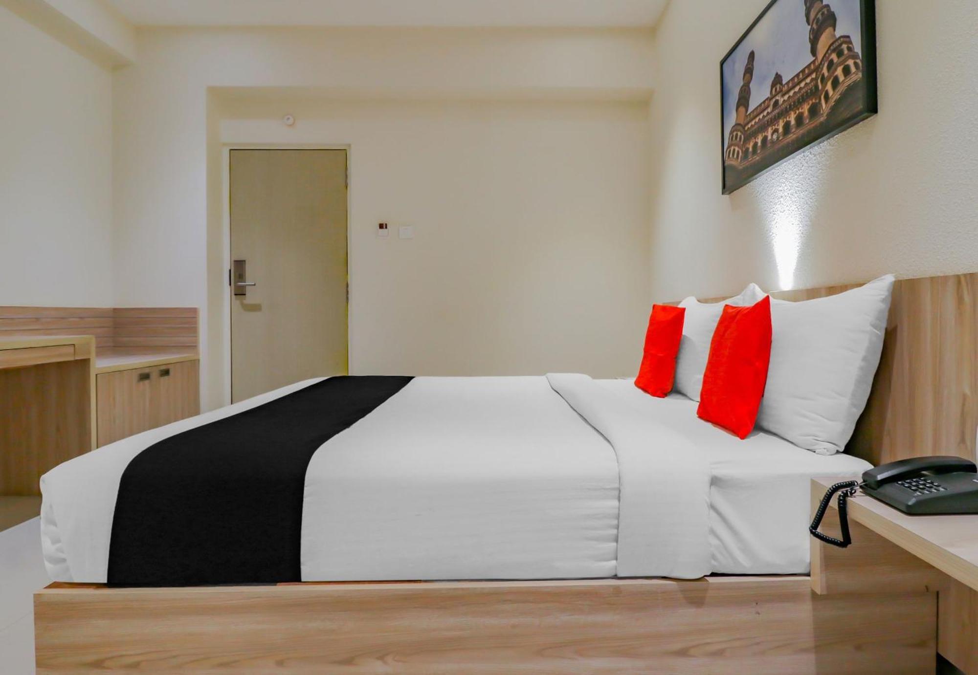 Hotel Capital O Royal Keys Near Brookfield Mall, Aecs Layout 3*