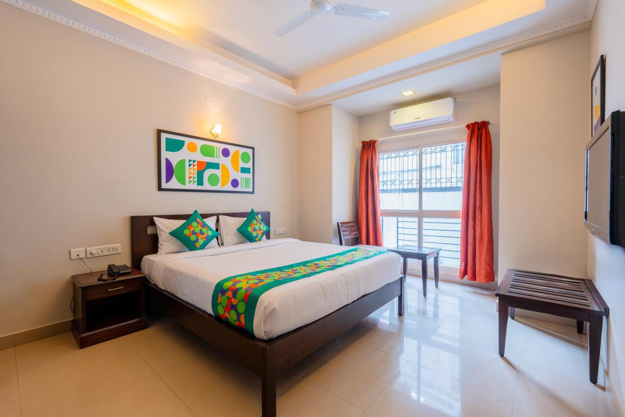 Hotel Treebo Ivory White Bangalore