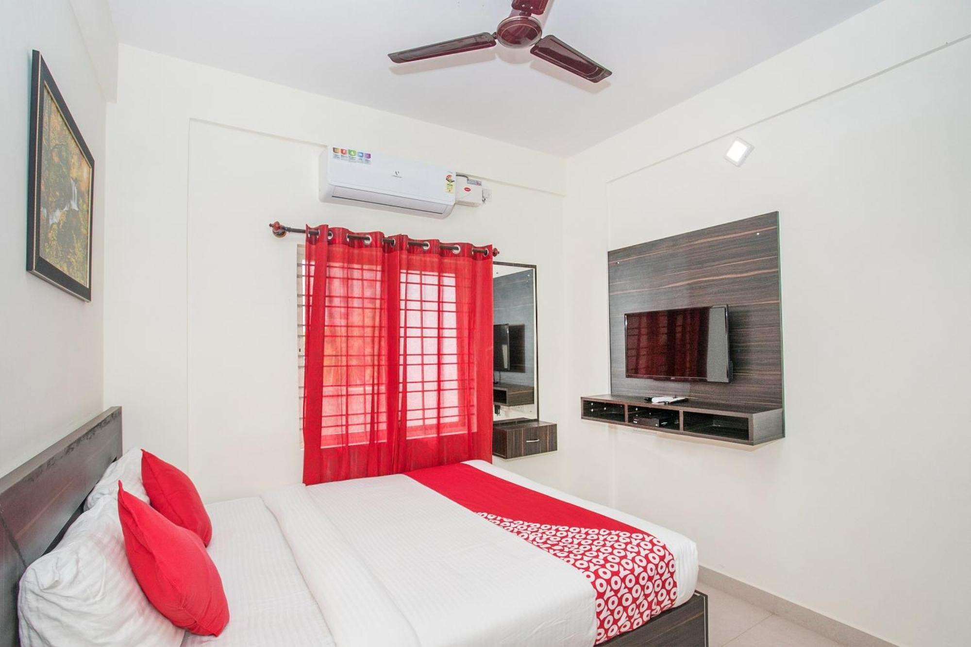 Super Collection O Royal Mac Hotel 4*
