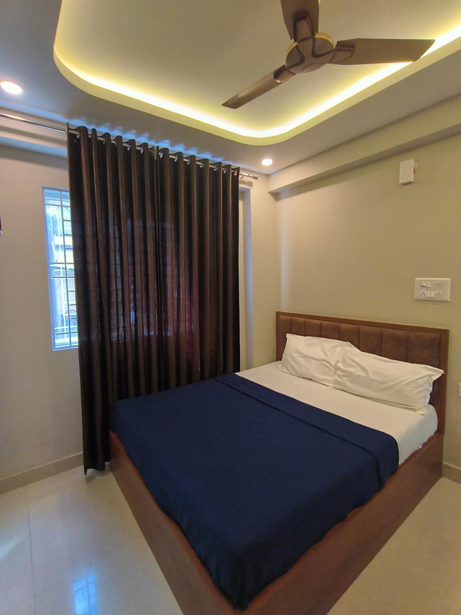 Crystal Inn *