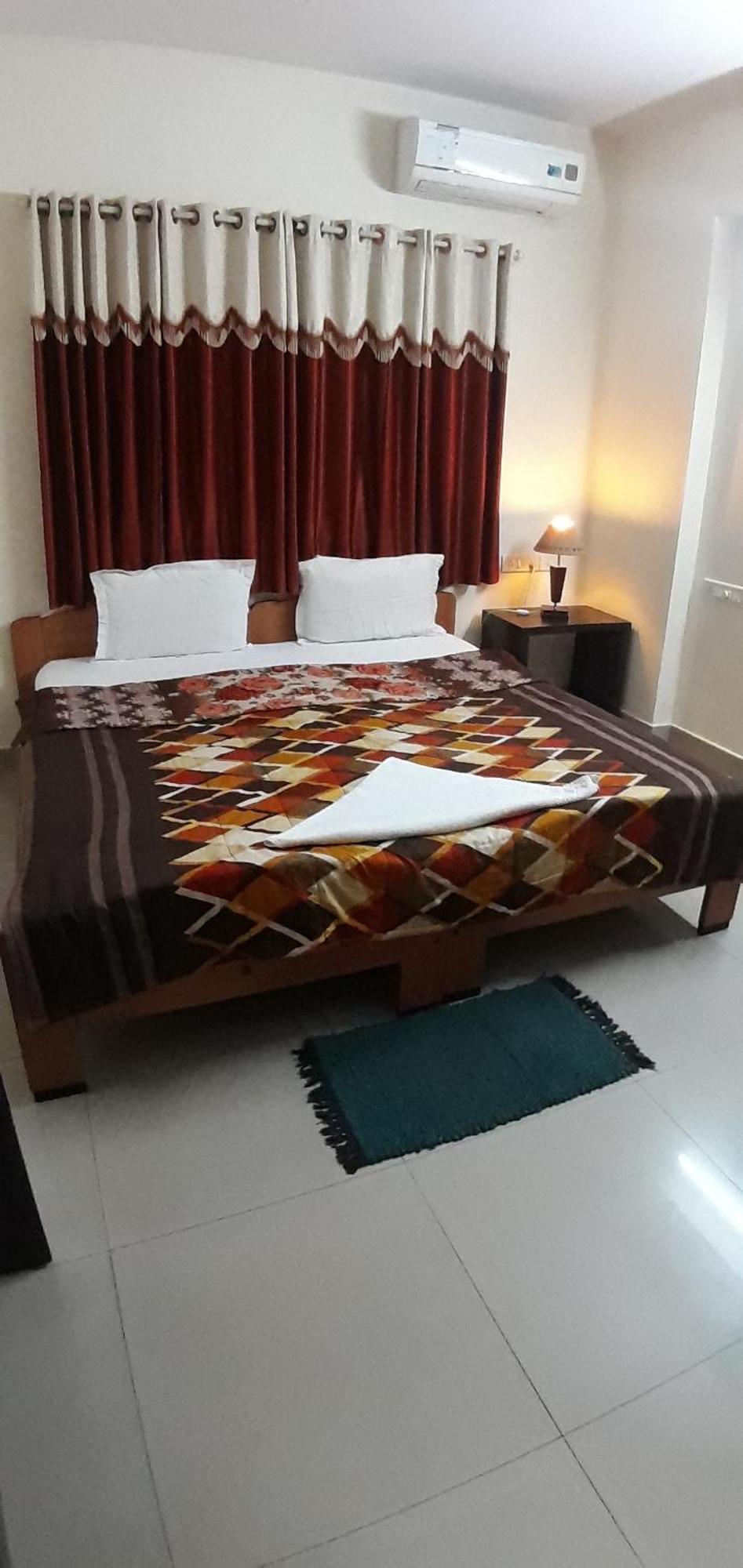 Apartment Home Stay *