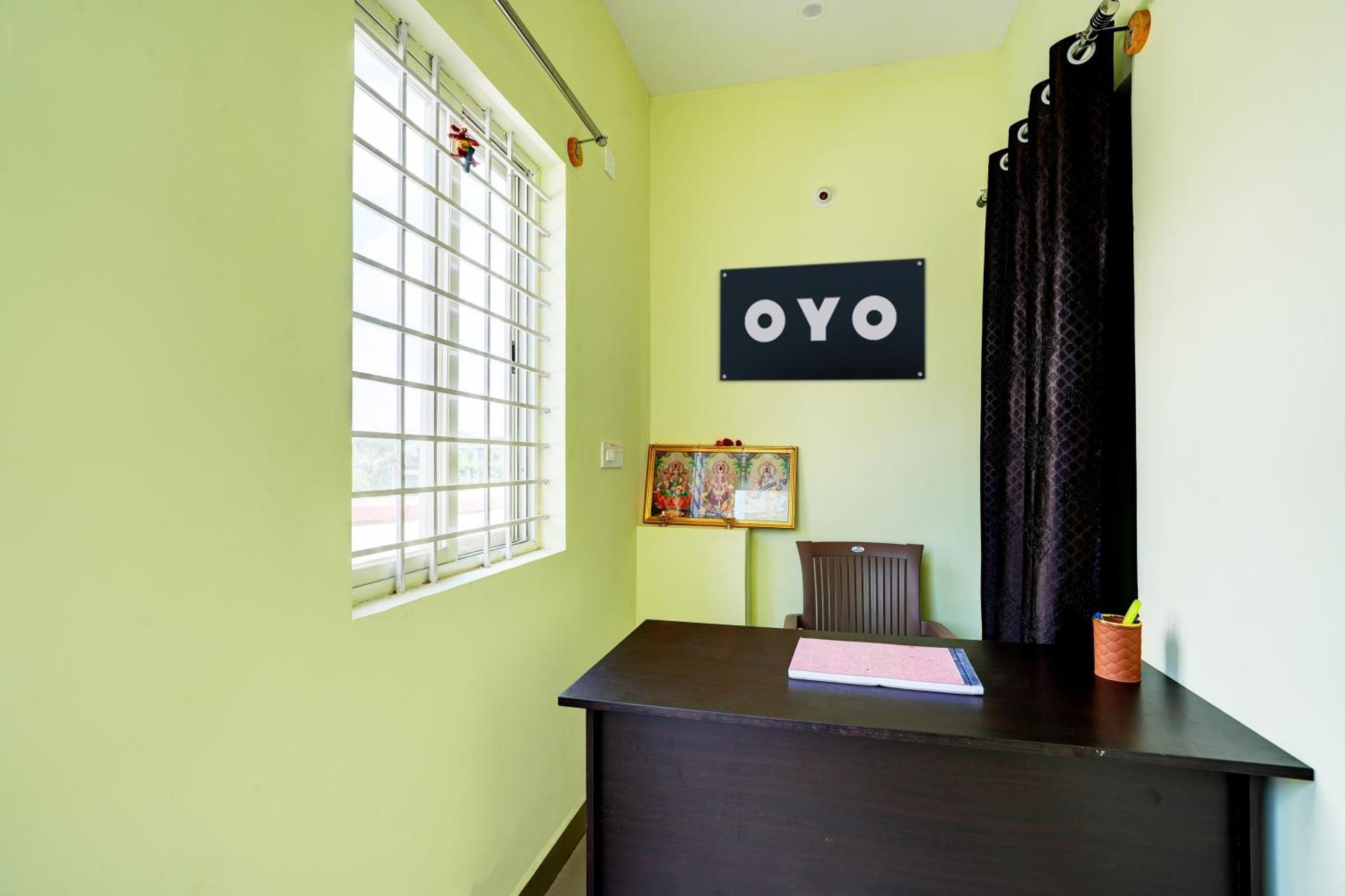 Hotel O V B Comfort
