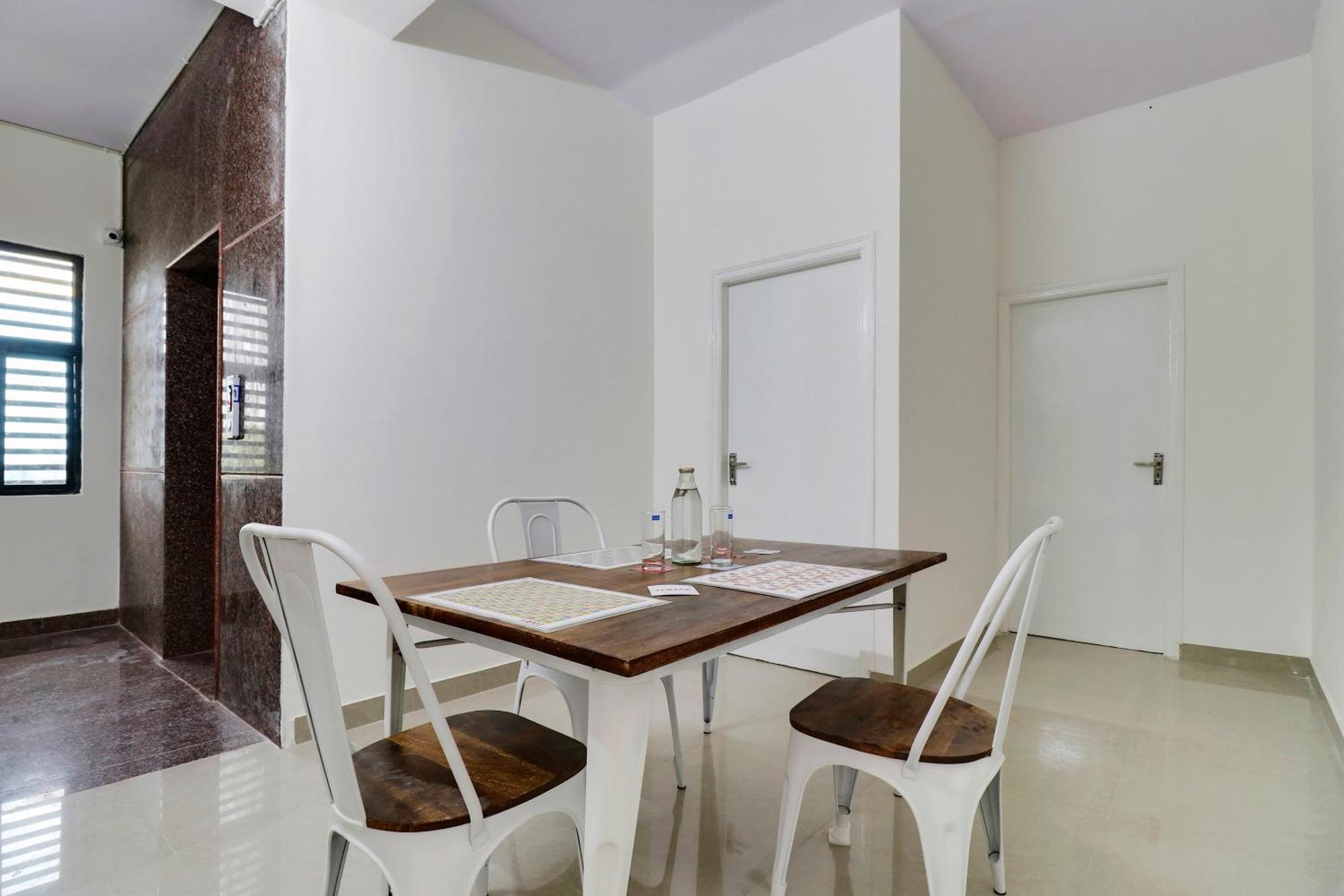 Guest house O Leva Homes Near Baiyappanahalli Metro Station Bangalore