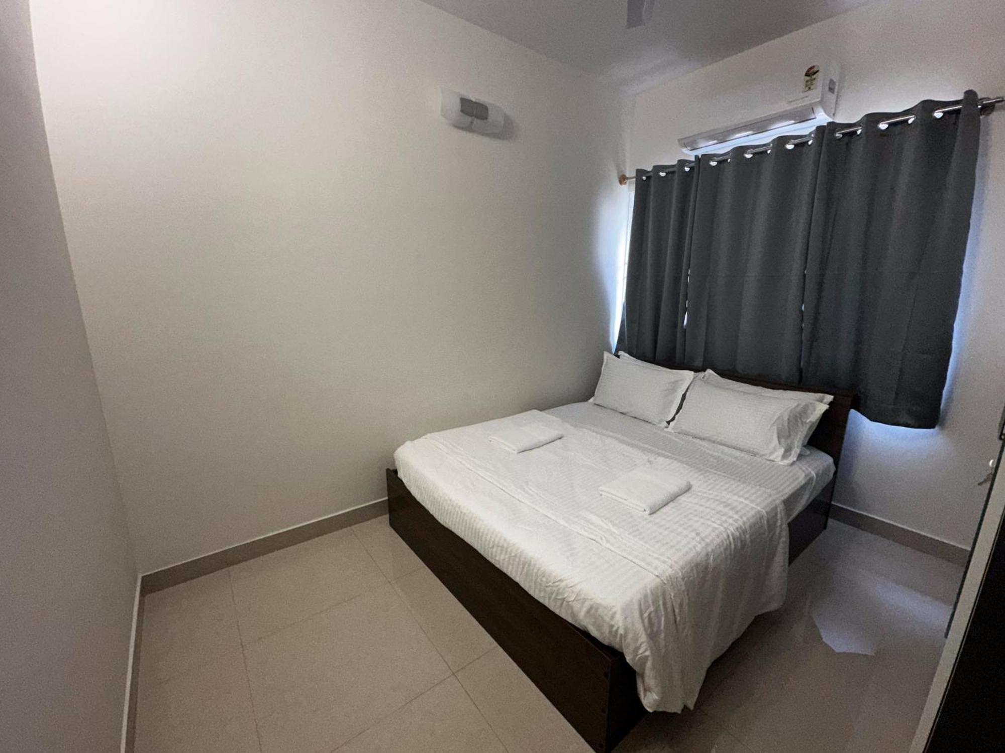 Trinetra Homes 102 Hotel 3*