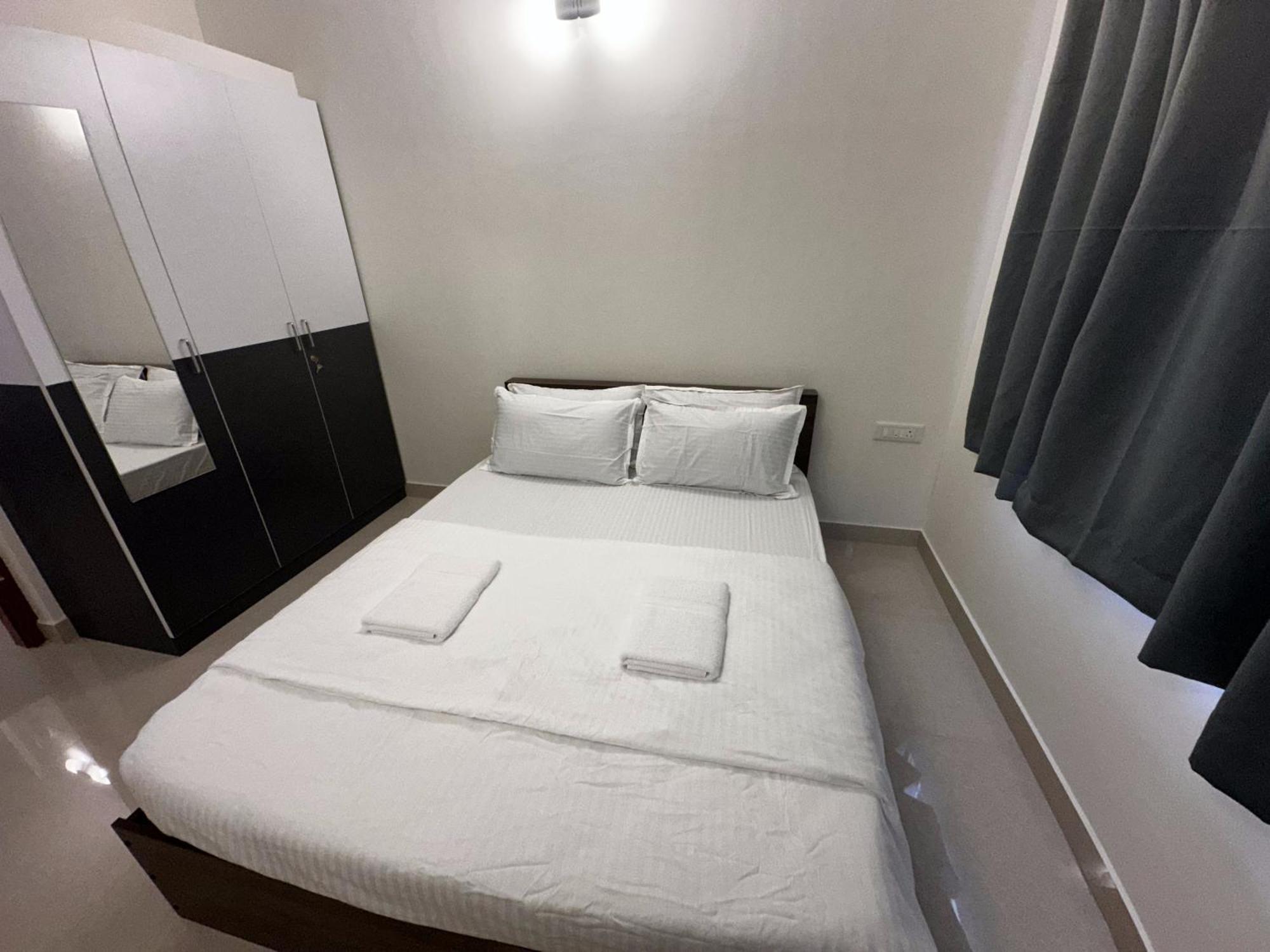 Trinetra Homes 102 Hotel 3*