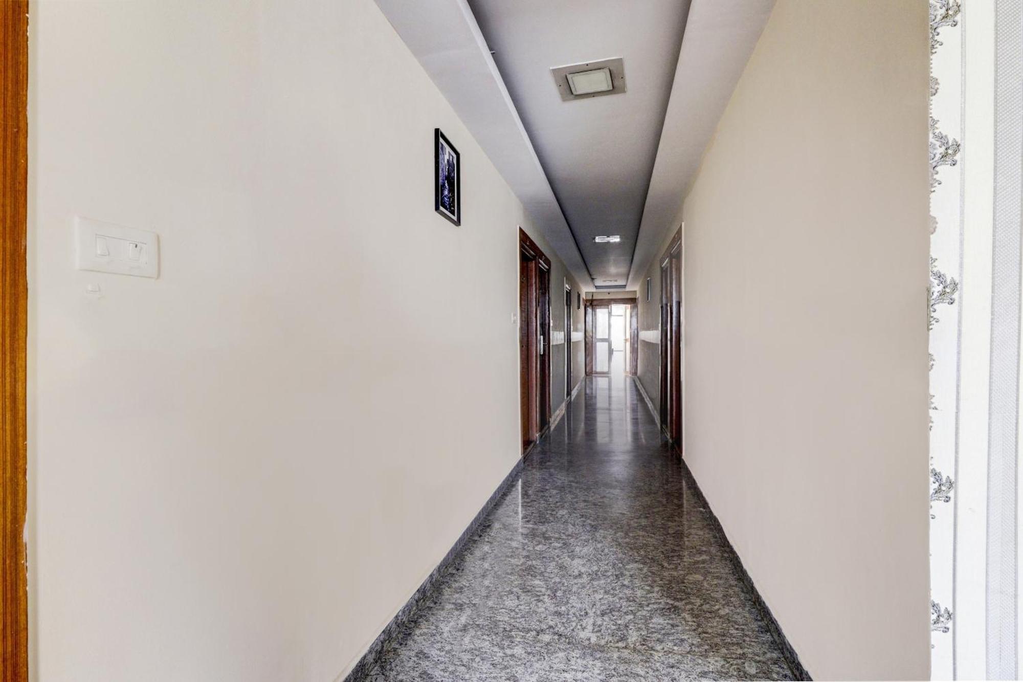 Super Collection O Druvin Boutique Hotel Bangalore