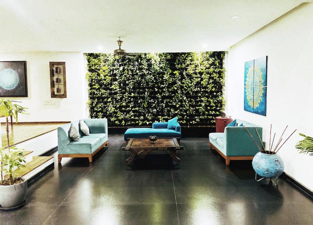 Aura Corporate